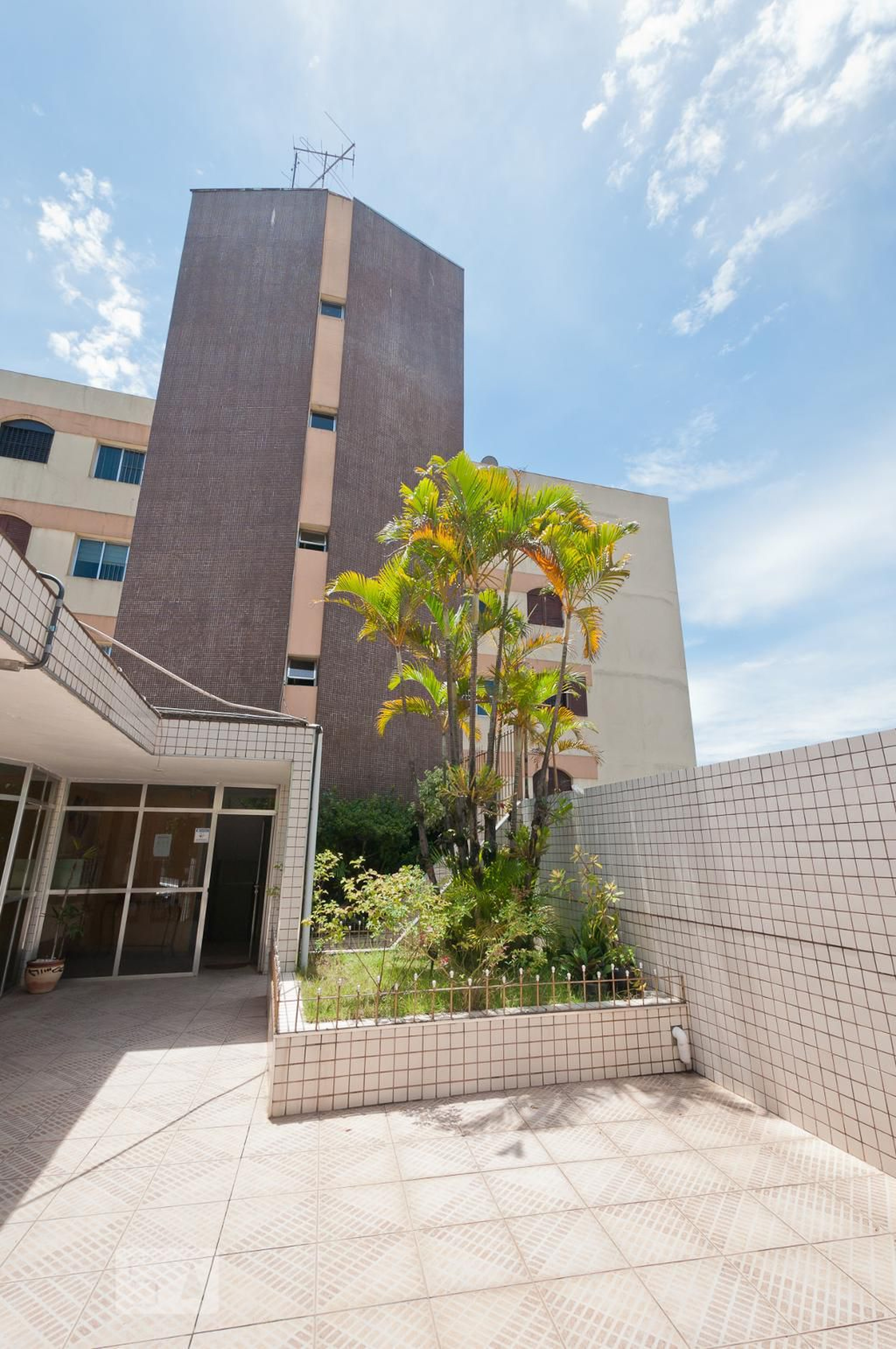 Fachada Edifício Antônio Júlio Gonçalves