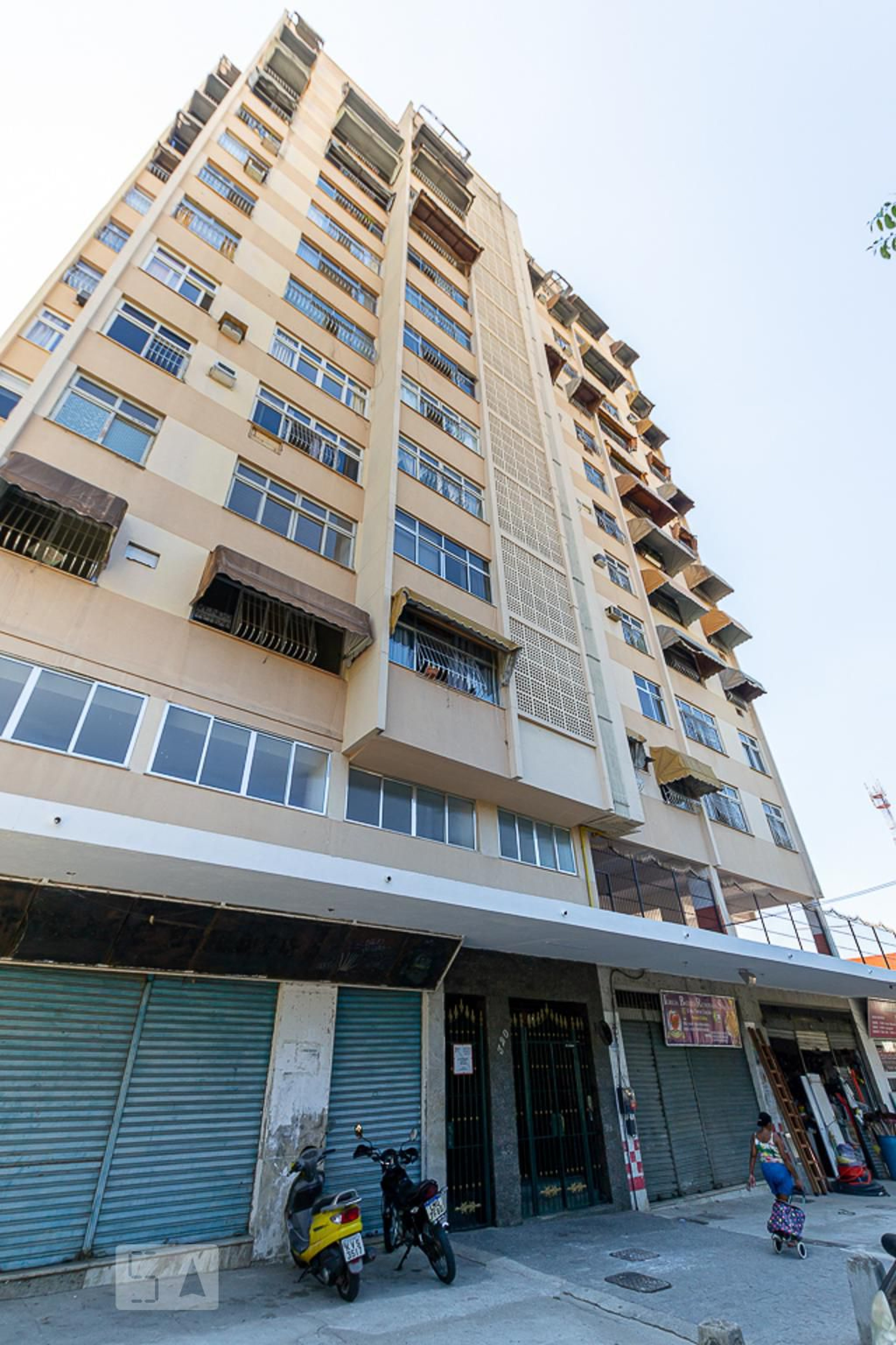 Fachada do Condomínio Condomínio Cidade Guimarães