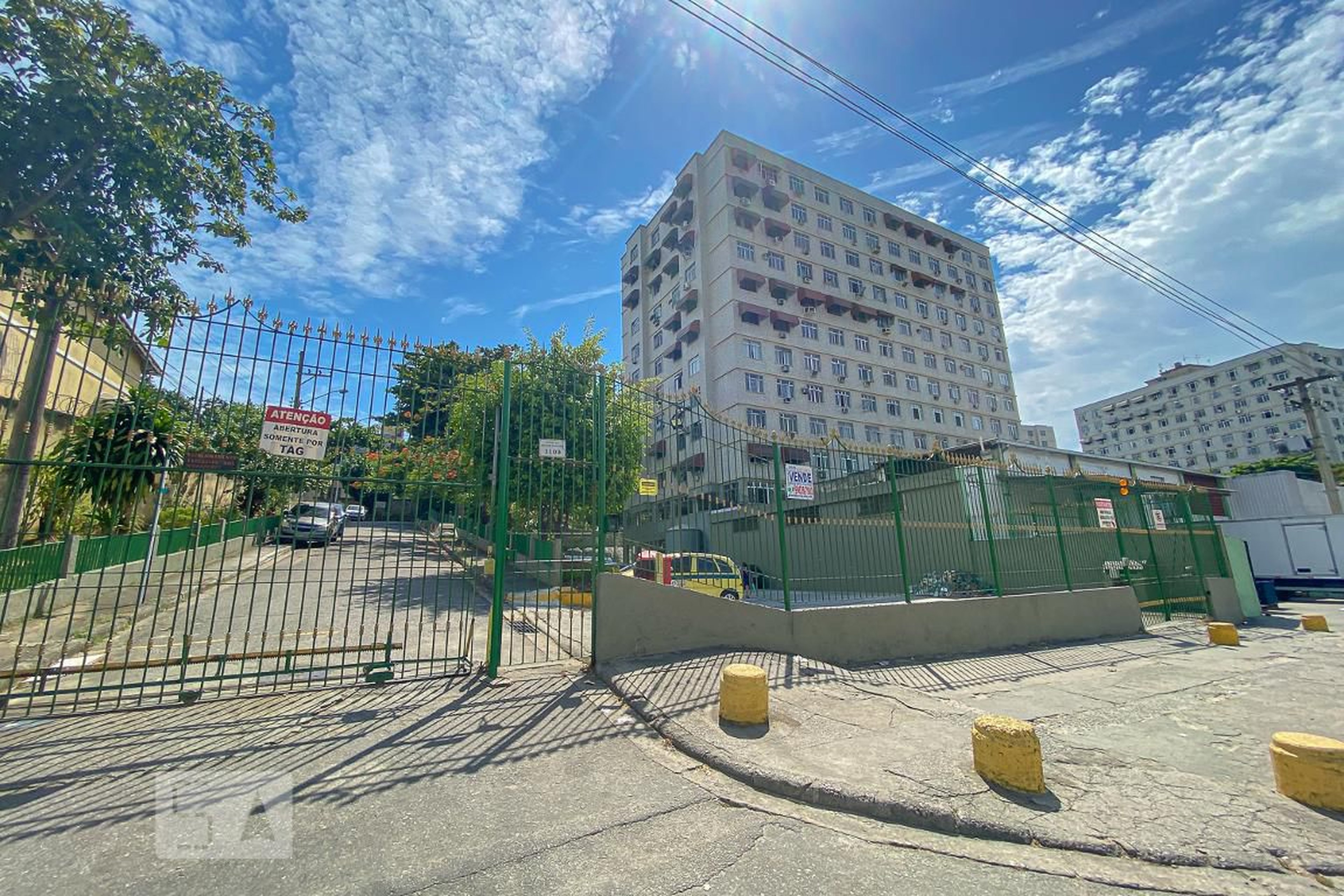 Fachada do Condomínio Edifício Rio de Janeiro