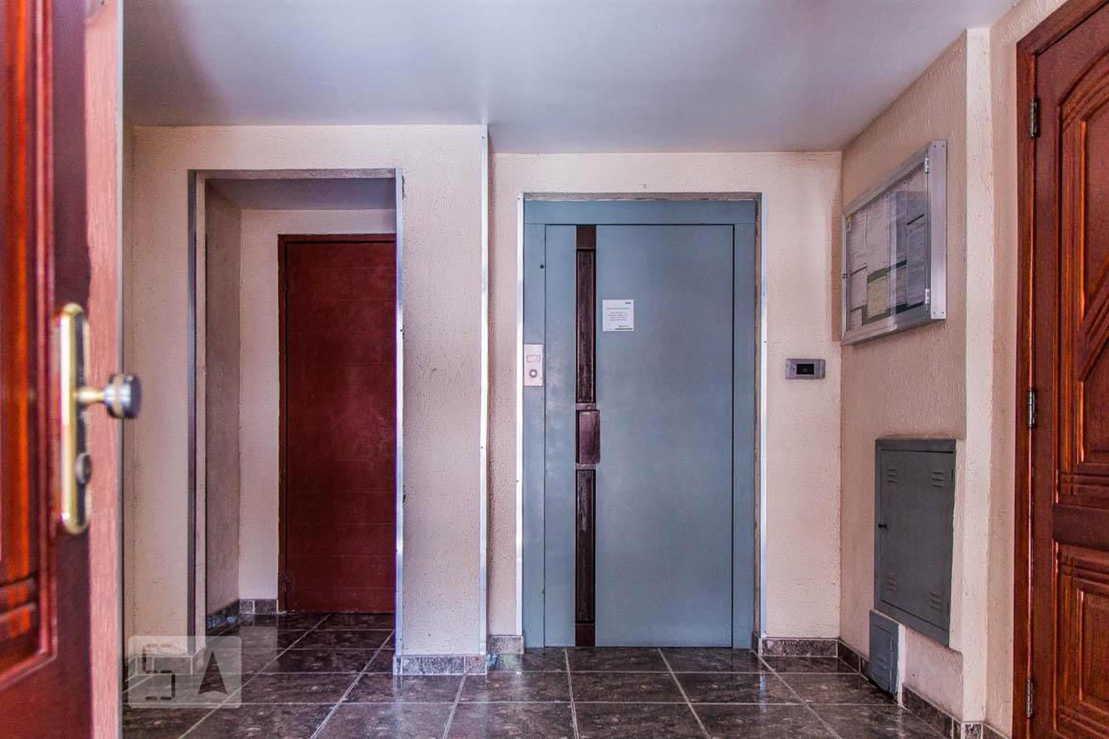 Hall de Entrada - Edifício Leão Raizler