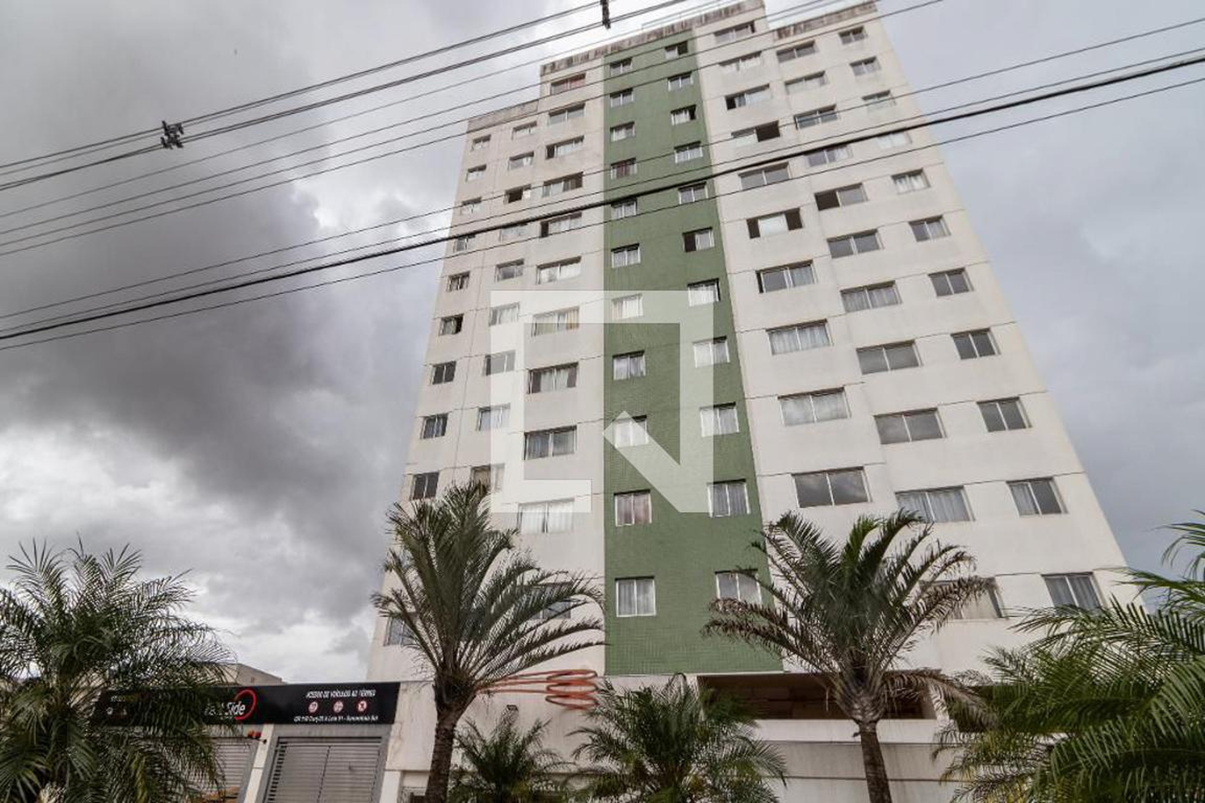 Fachada do Prédio Condomínio East Side Residence  Torre 2