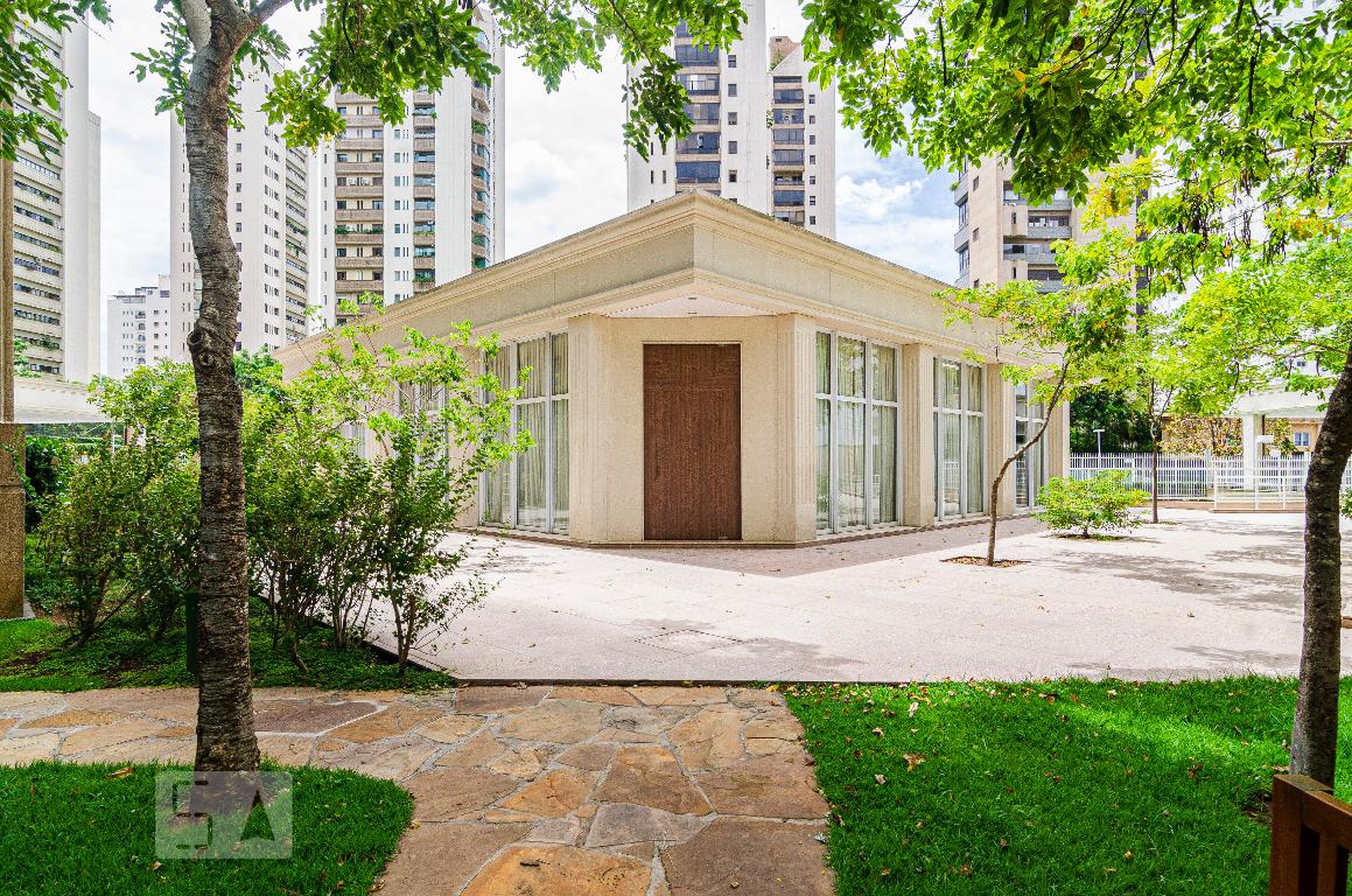 Salão de festas - Praça Villa Lobos