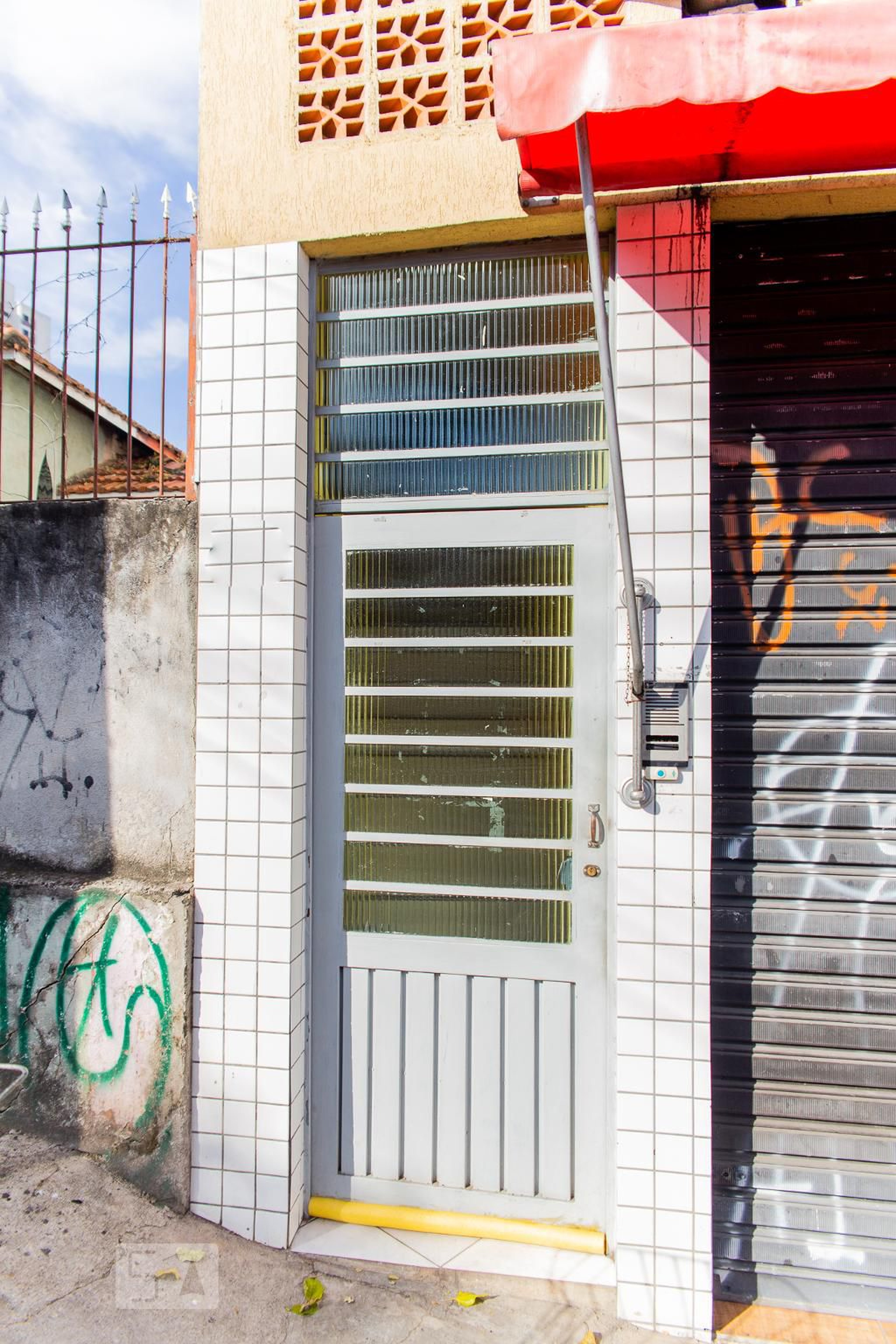 Fachada Condomínio em Rua dos Aliados, 455