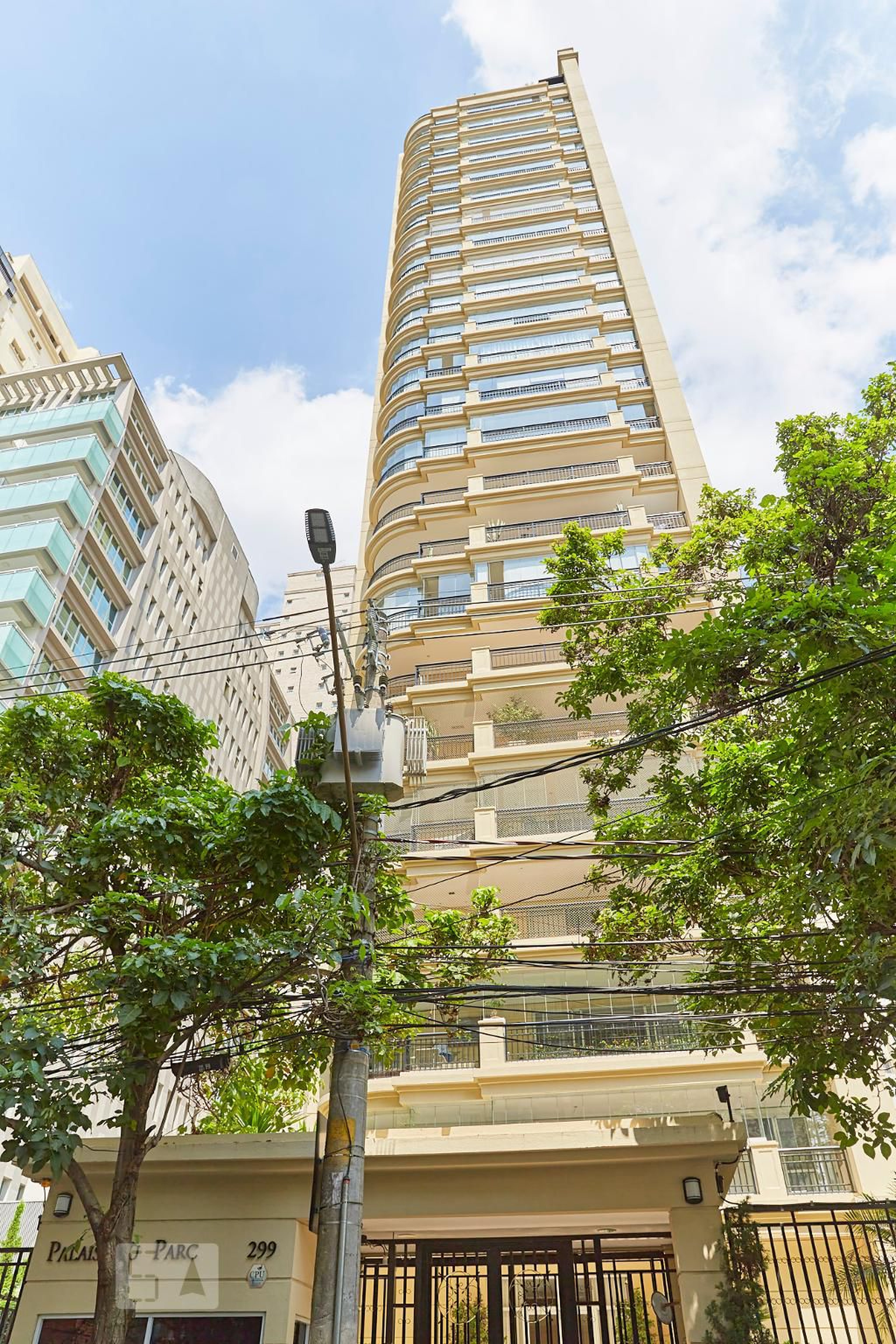 Fachada Condomínio Palais Du Parc