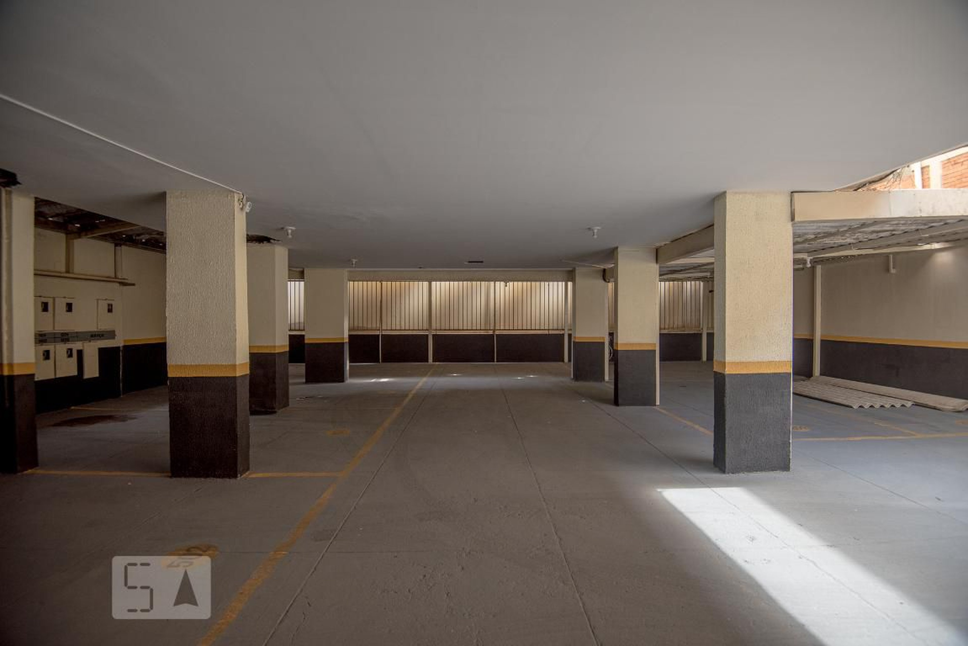 Estacionamento - Edifício Rebello