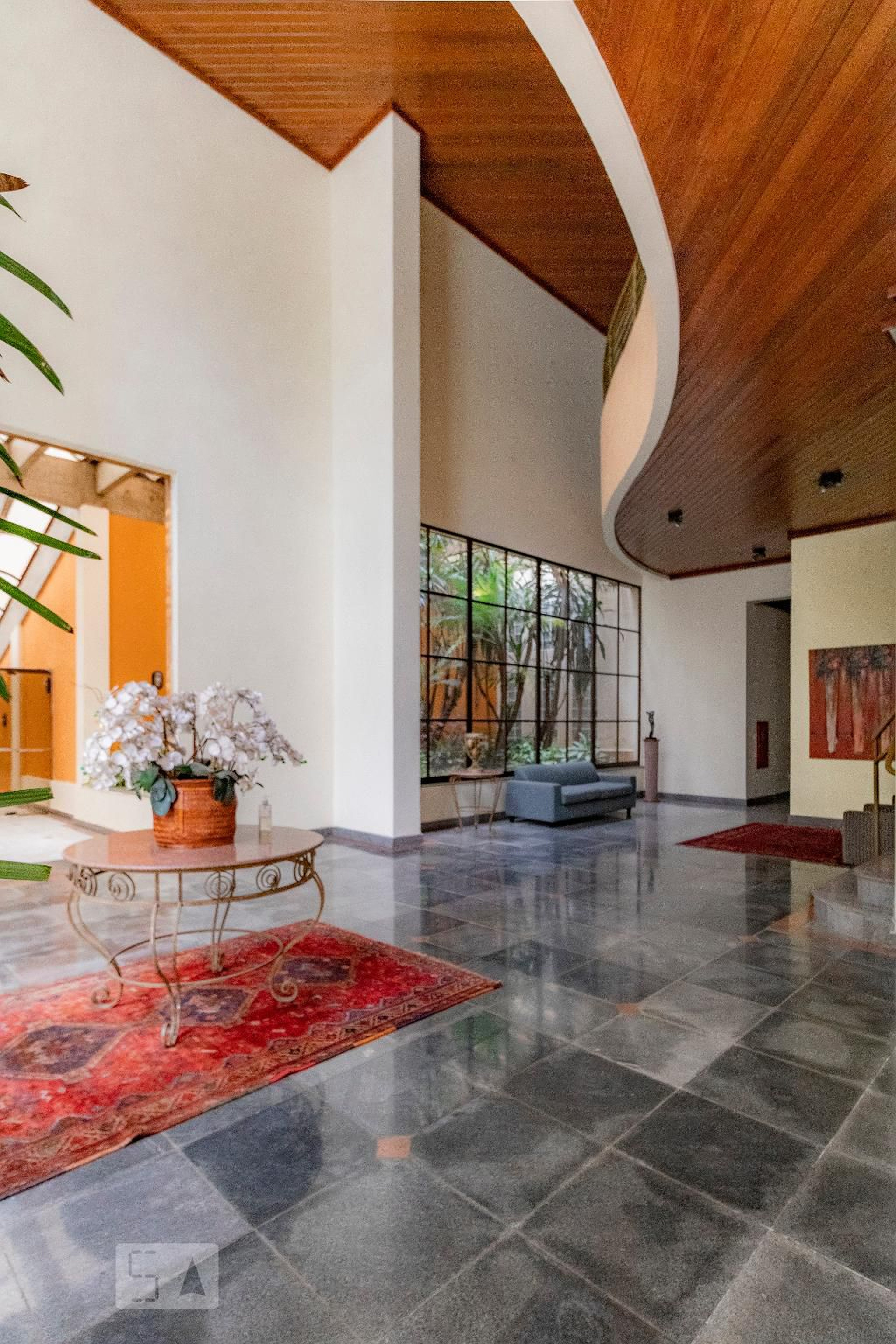 Hall social - London Top