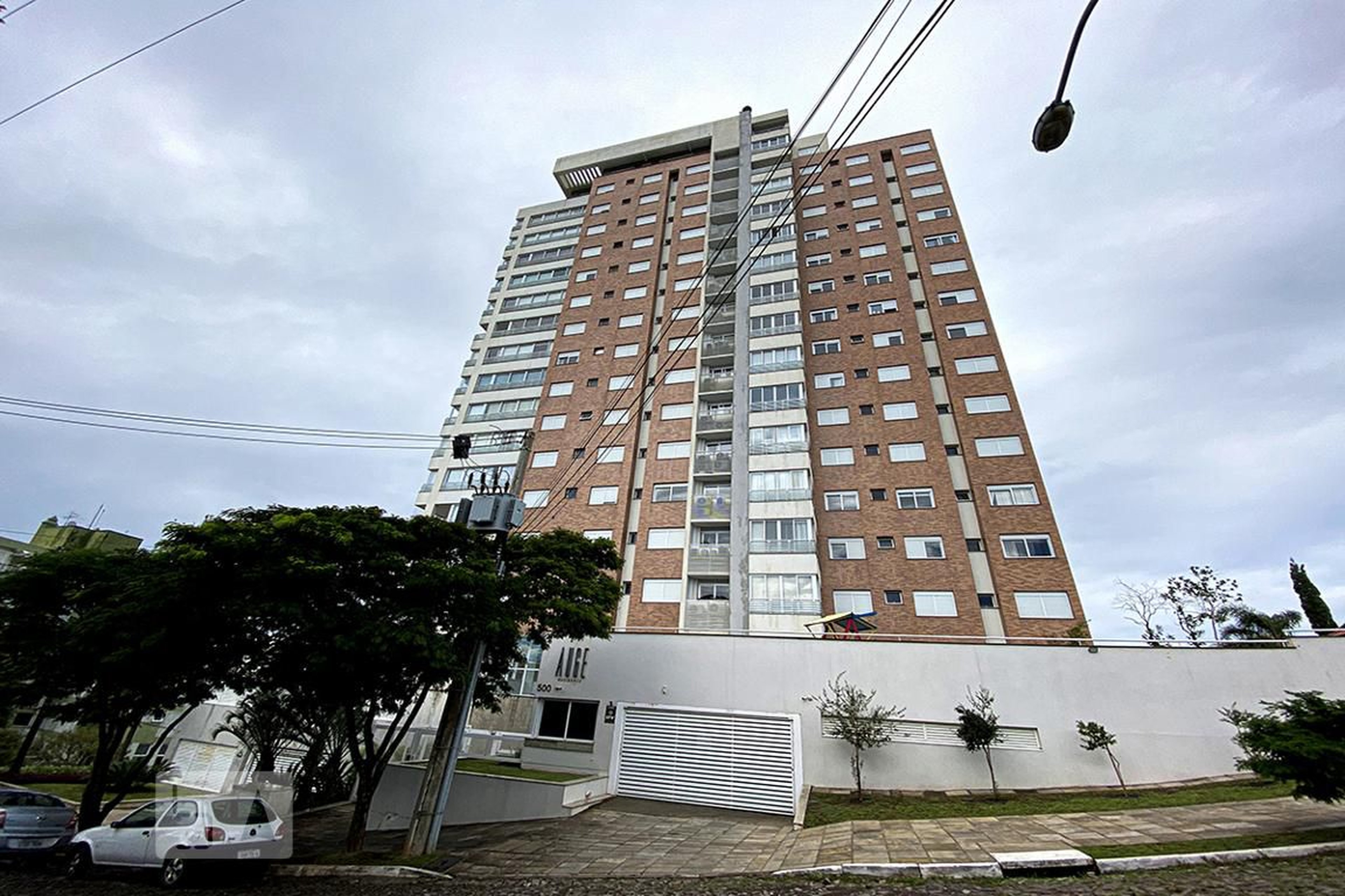 Fachada do Prédio Condomínio em Rua Juíz de Fora, 500