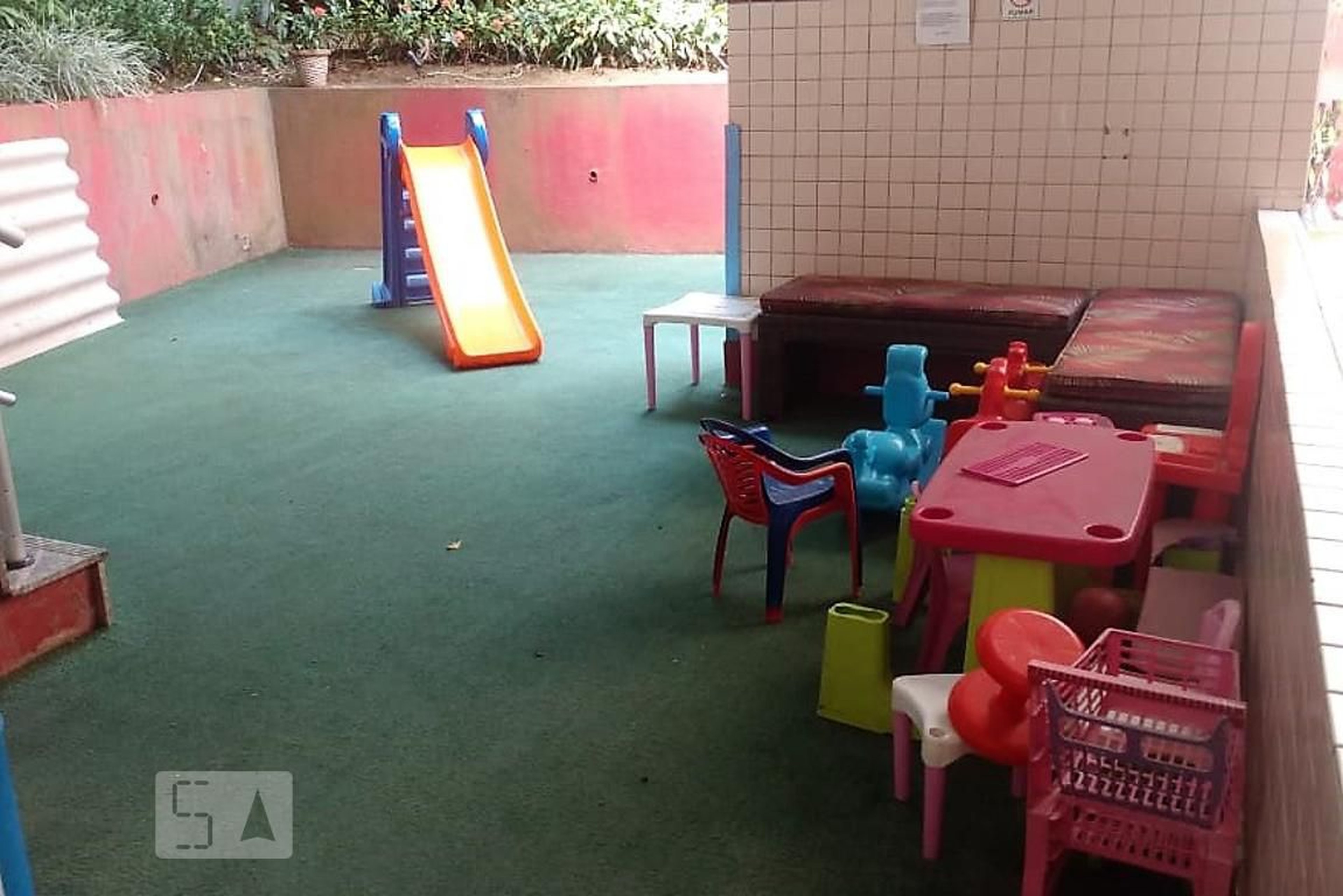 Playground - Edifício Médici