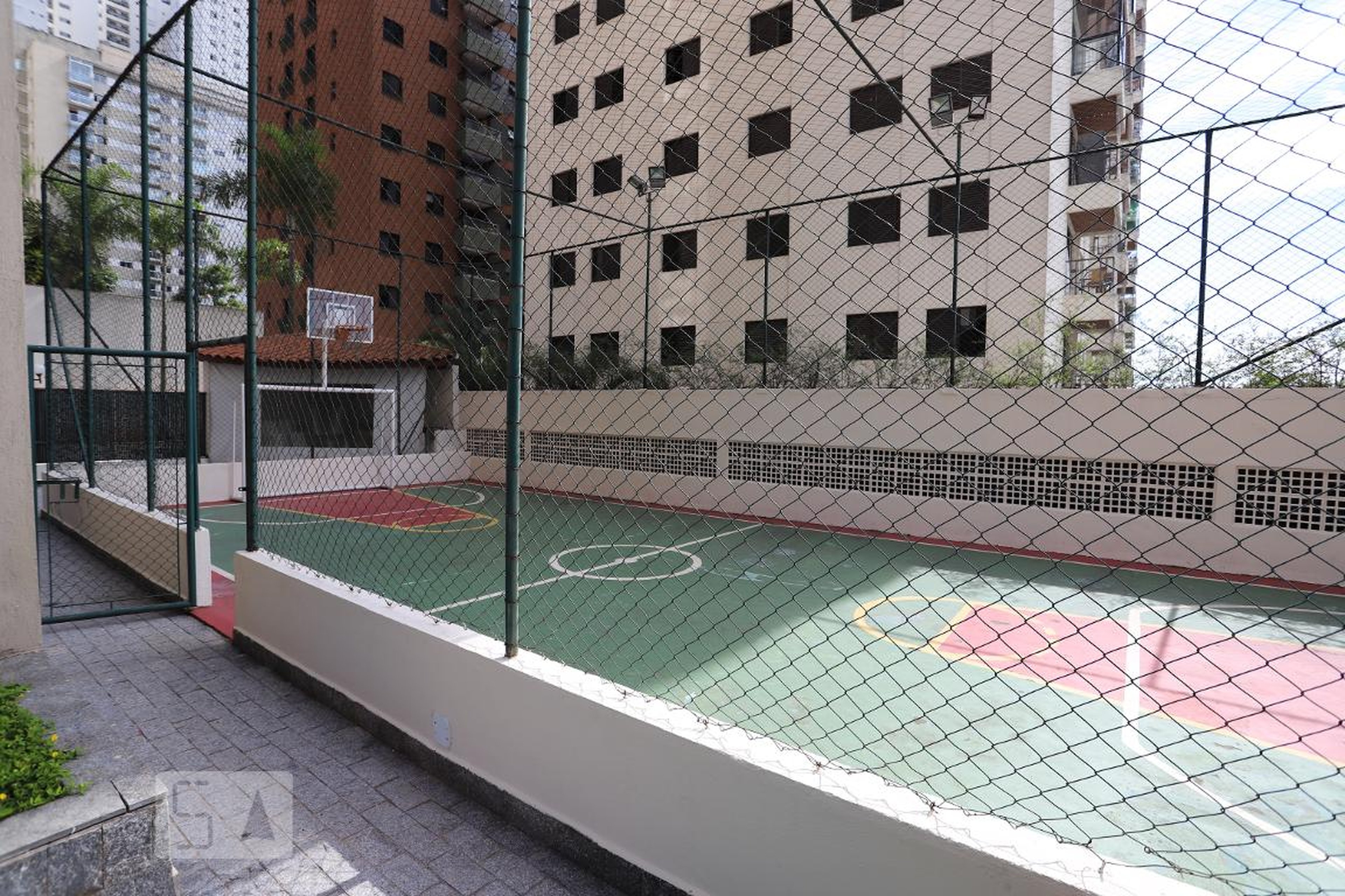 Quadra poliesportiva - Duplex House
