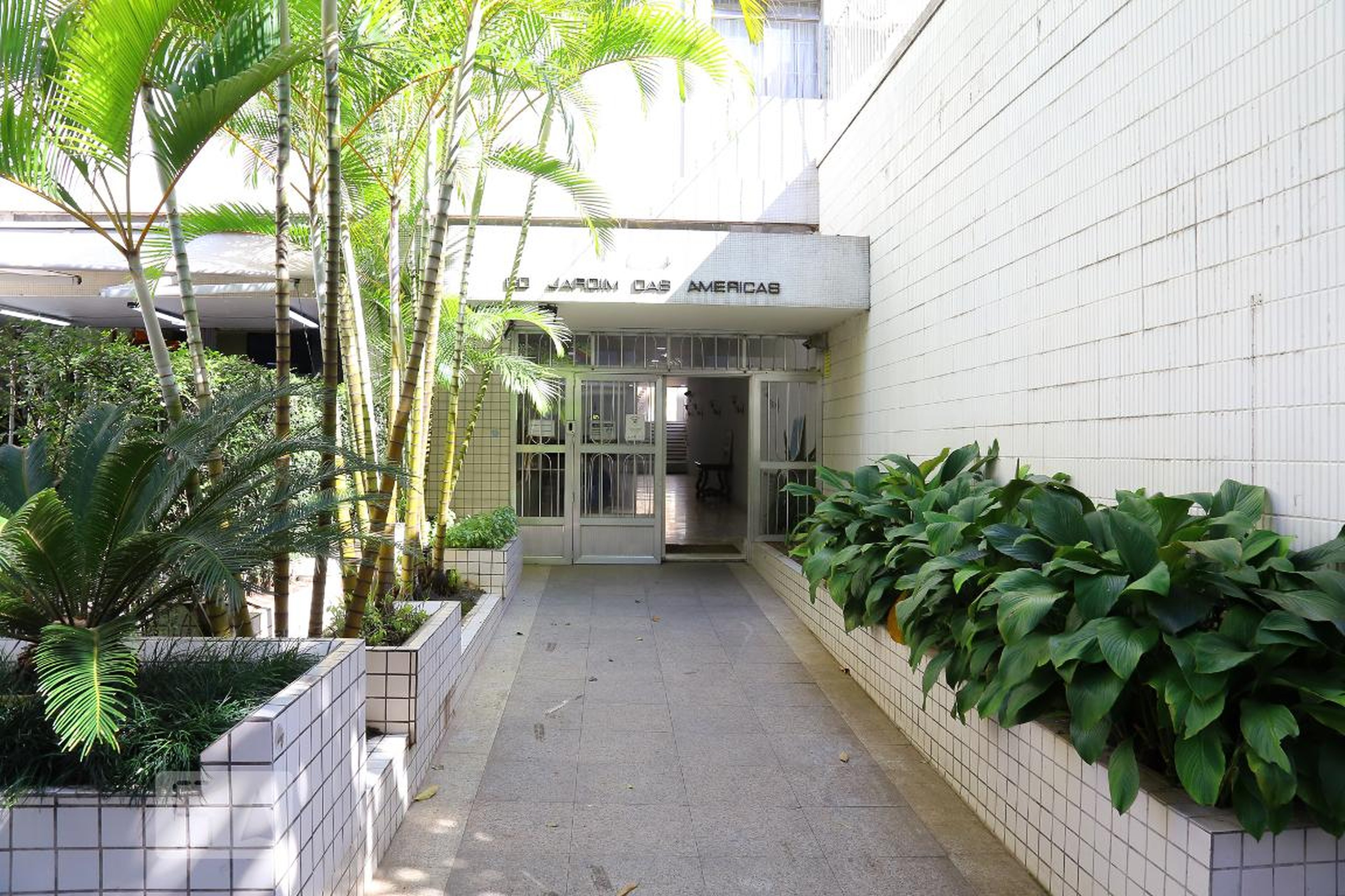 Fachada do Condomínio Condomínio Conjunto Jardins das Américas