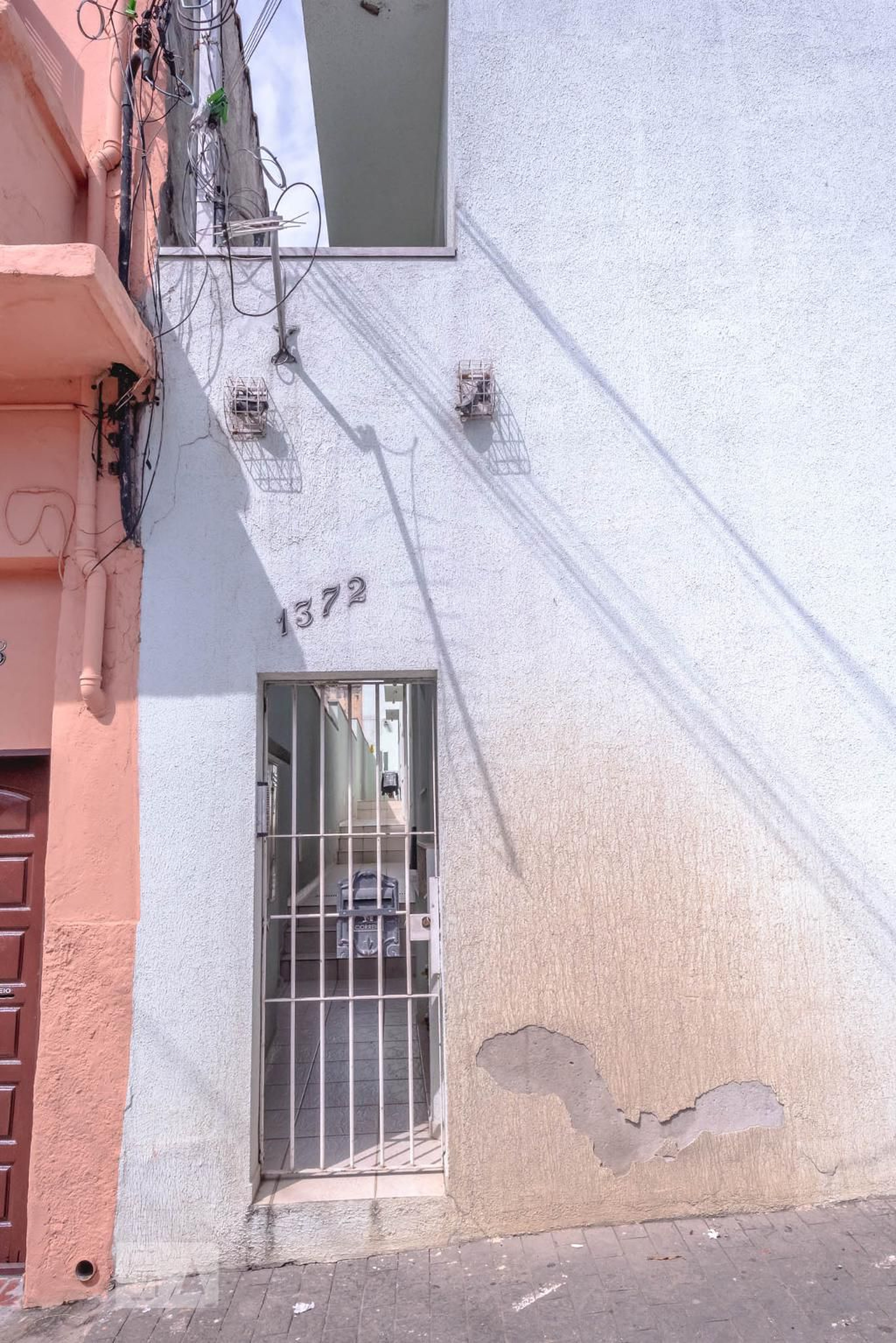 Fachada Condomínio em Avenida Álvaro Ramos, 1372