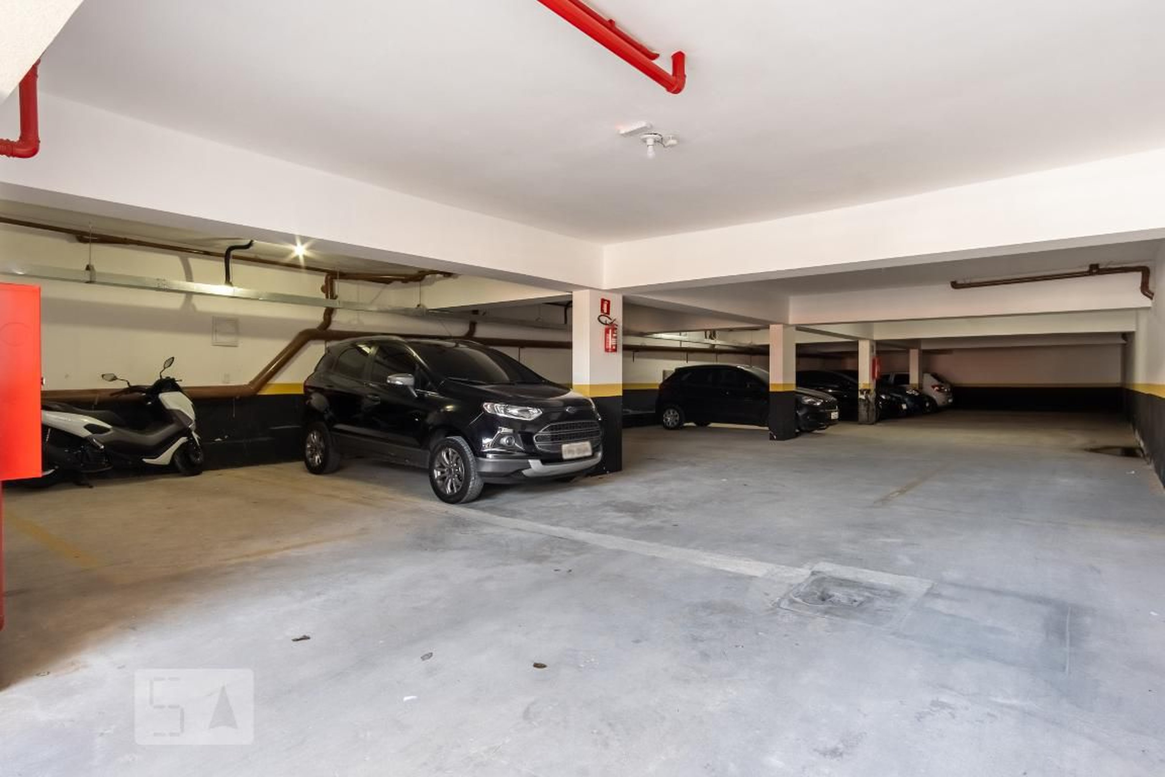 Estacionamento - Baia Grande