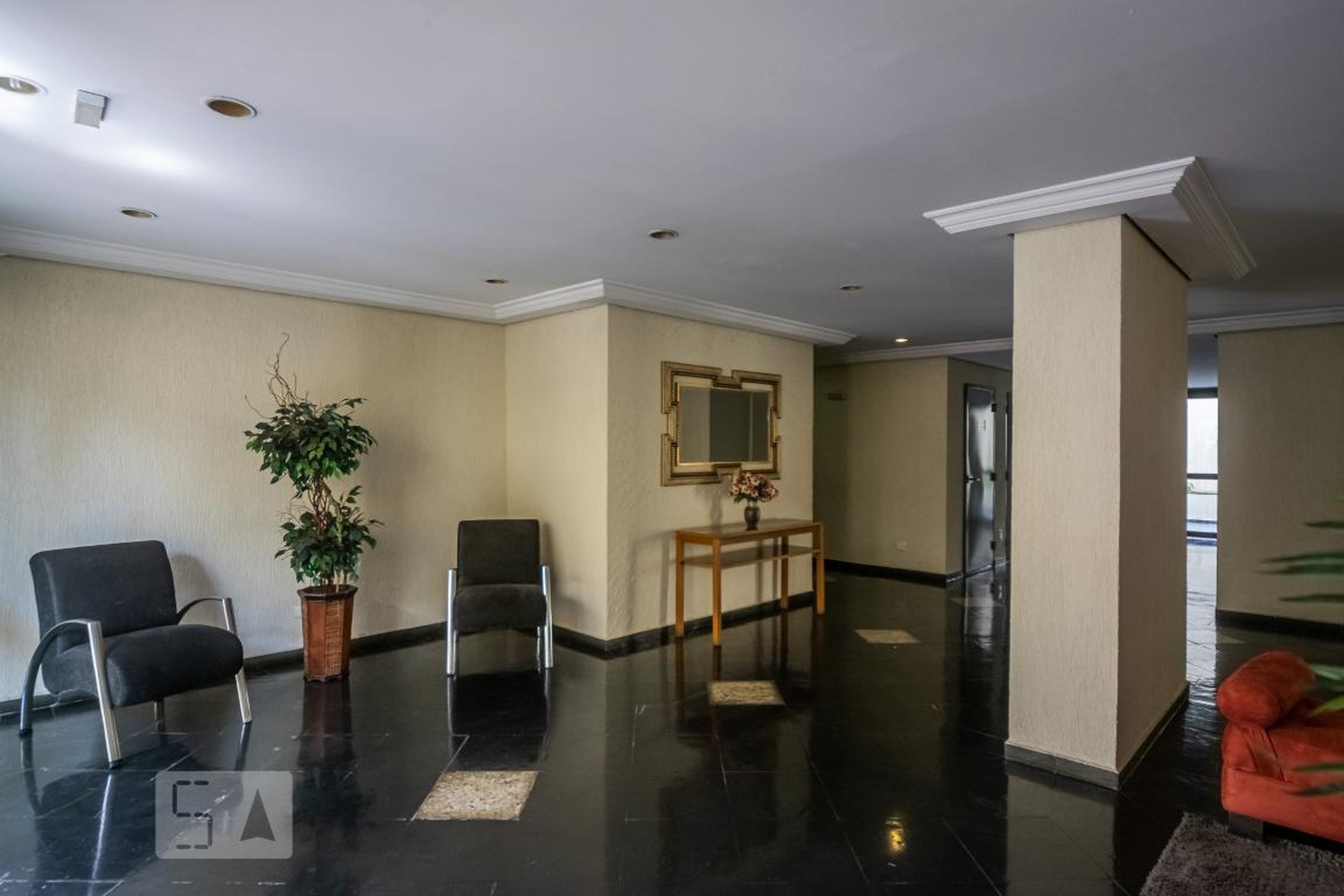 Hall - Fabiana