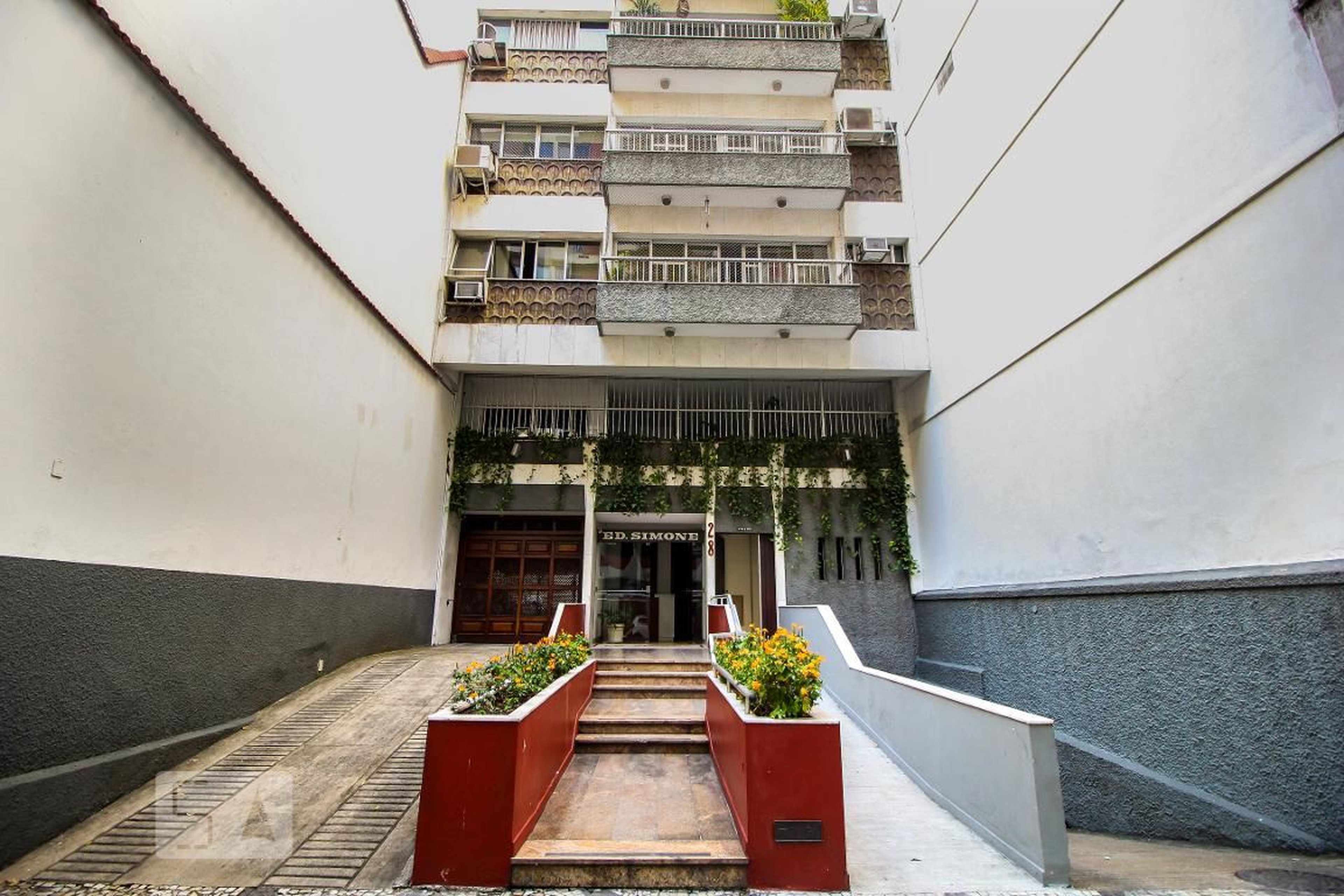 Fachada Condomínio Simone