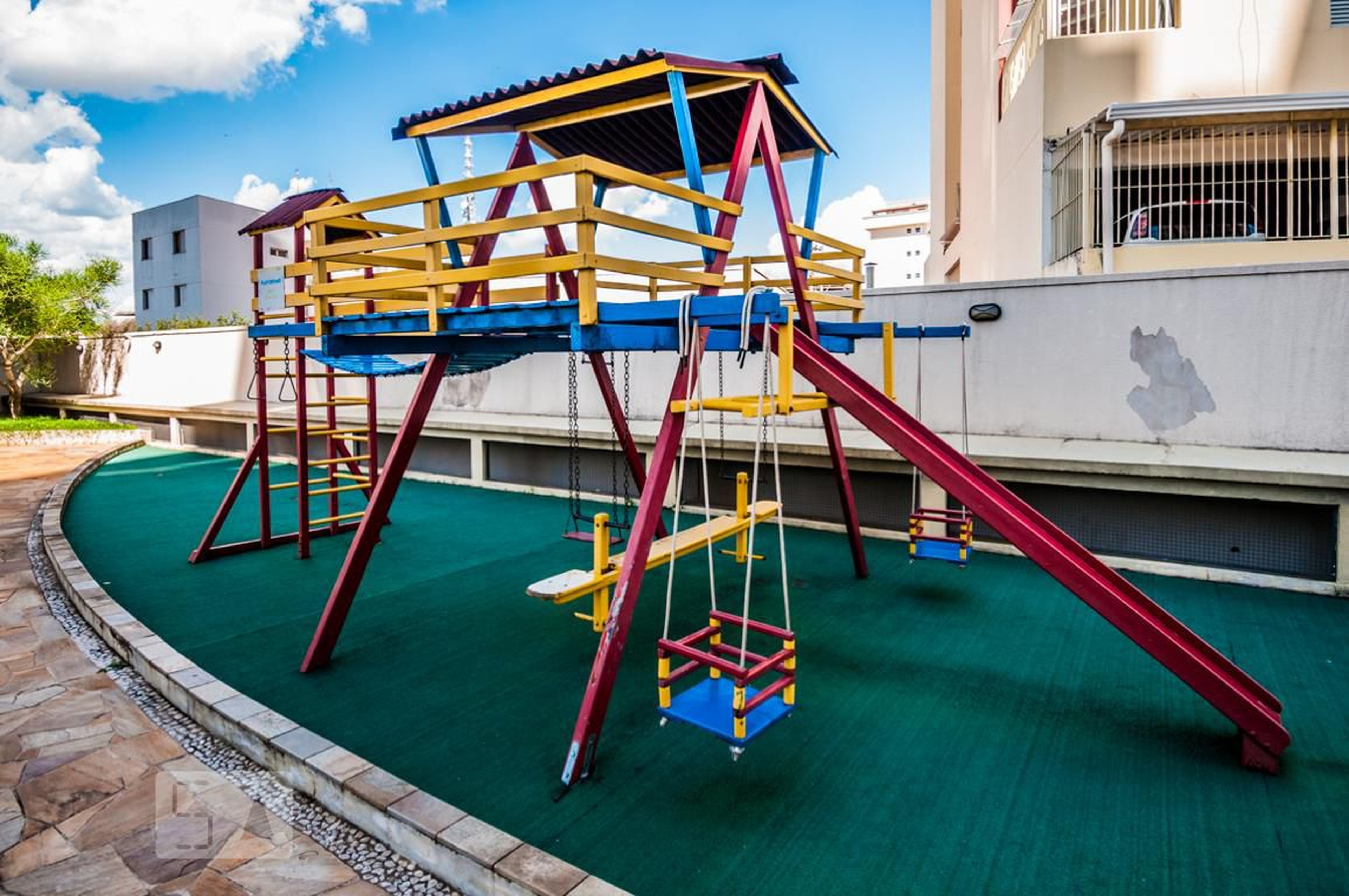 Playground - Serra Azul