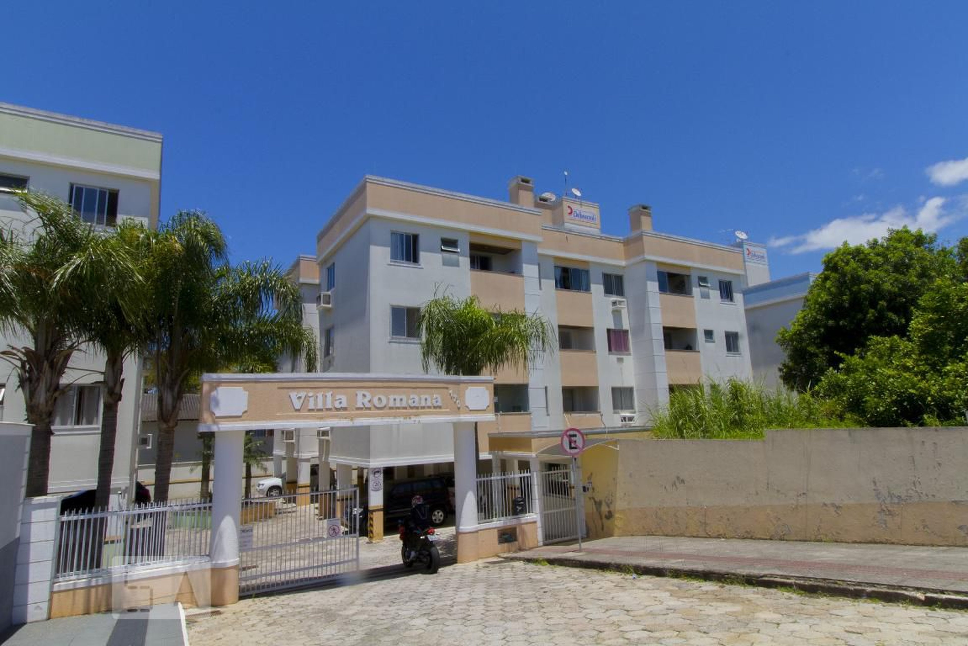 Fachada do Condomínio Residencial Villa Romana