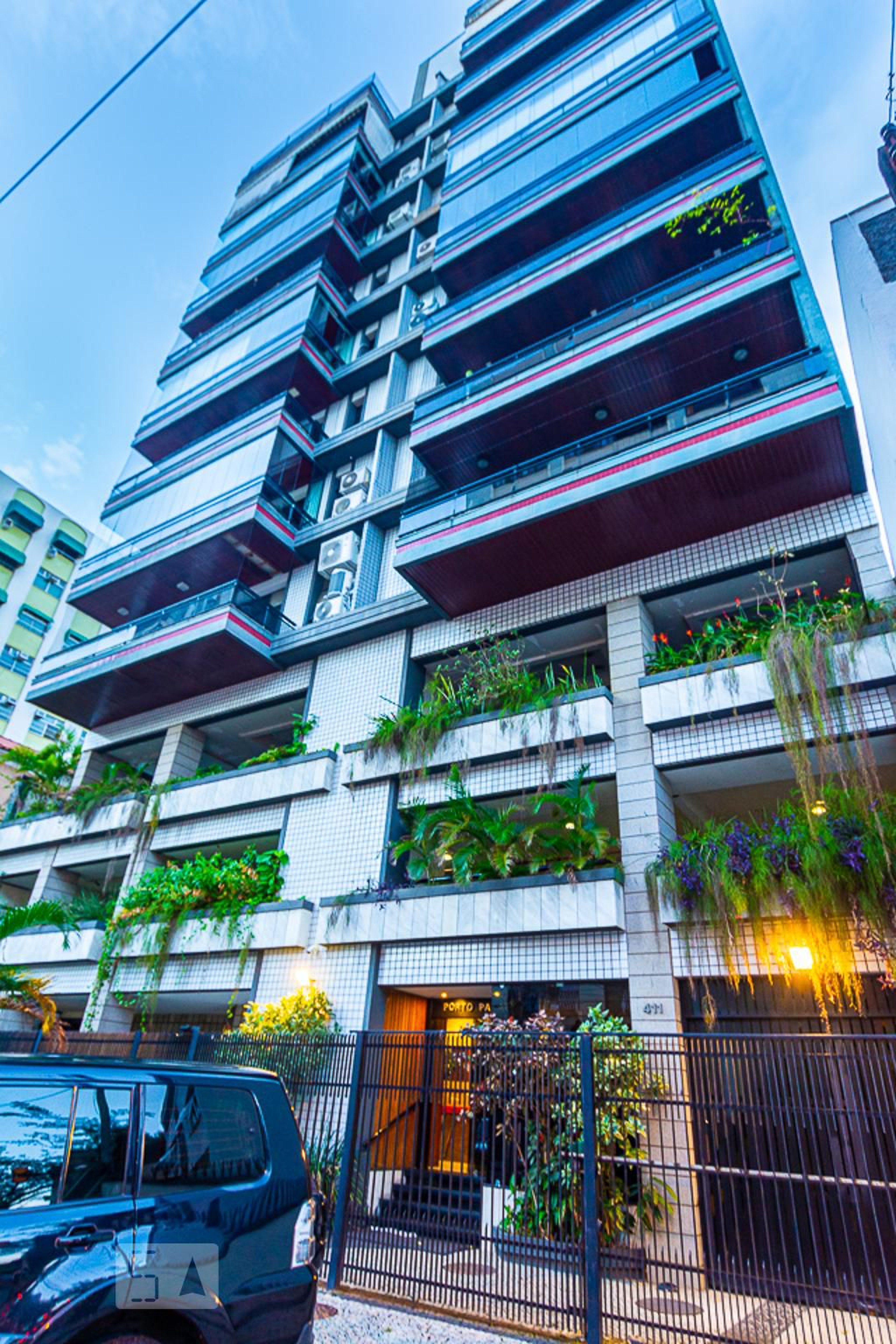 Fachada do prédio Condomínio Porto Paraty