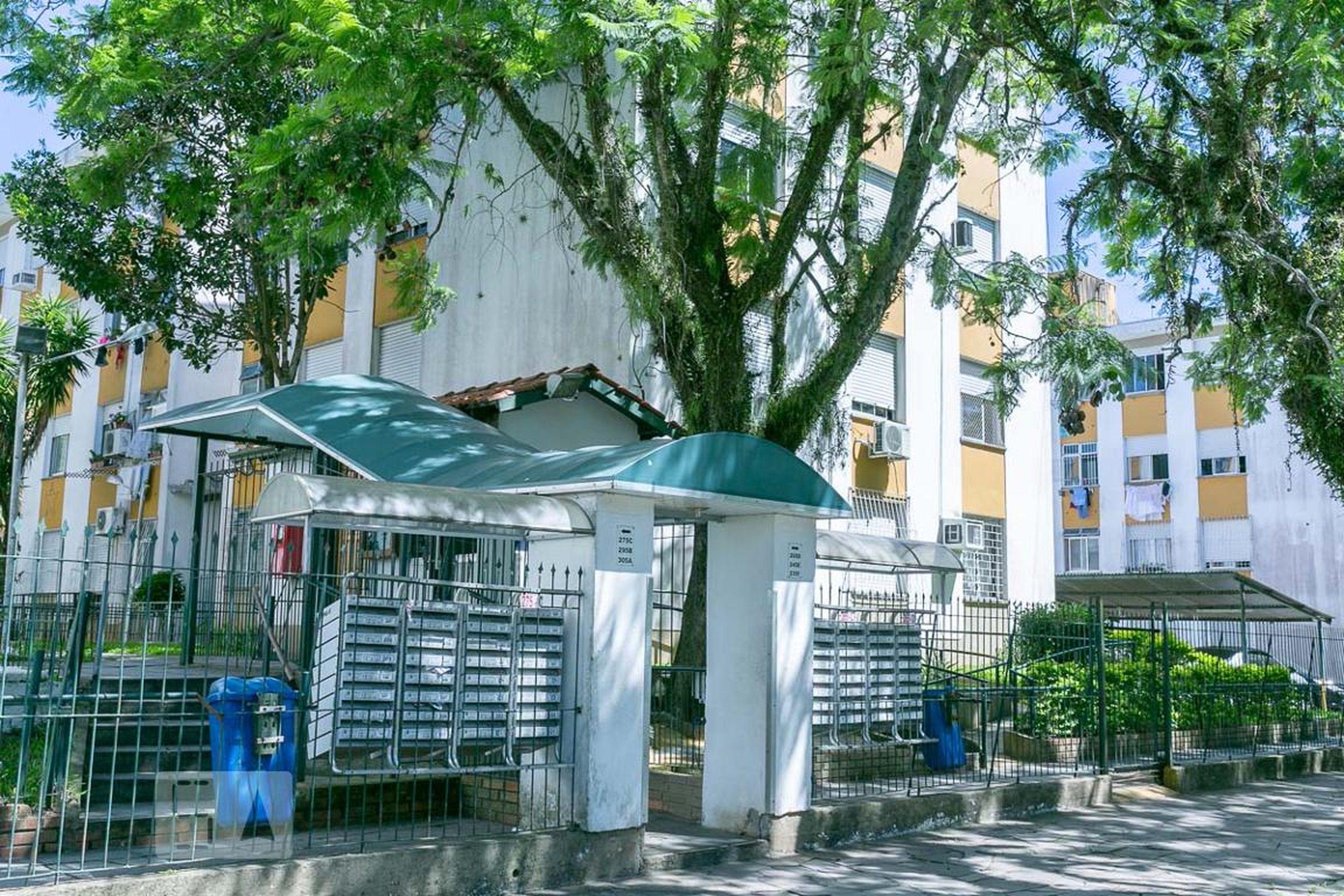 Fachada Condomínio Jardim Salomani