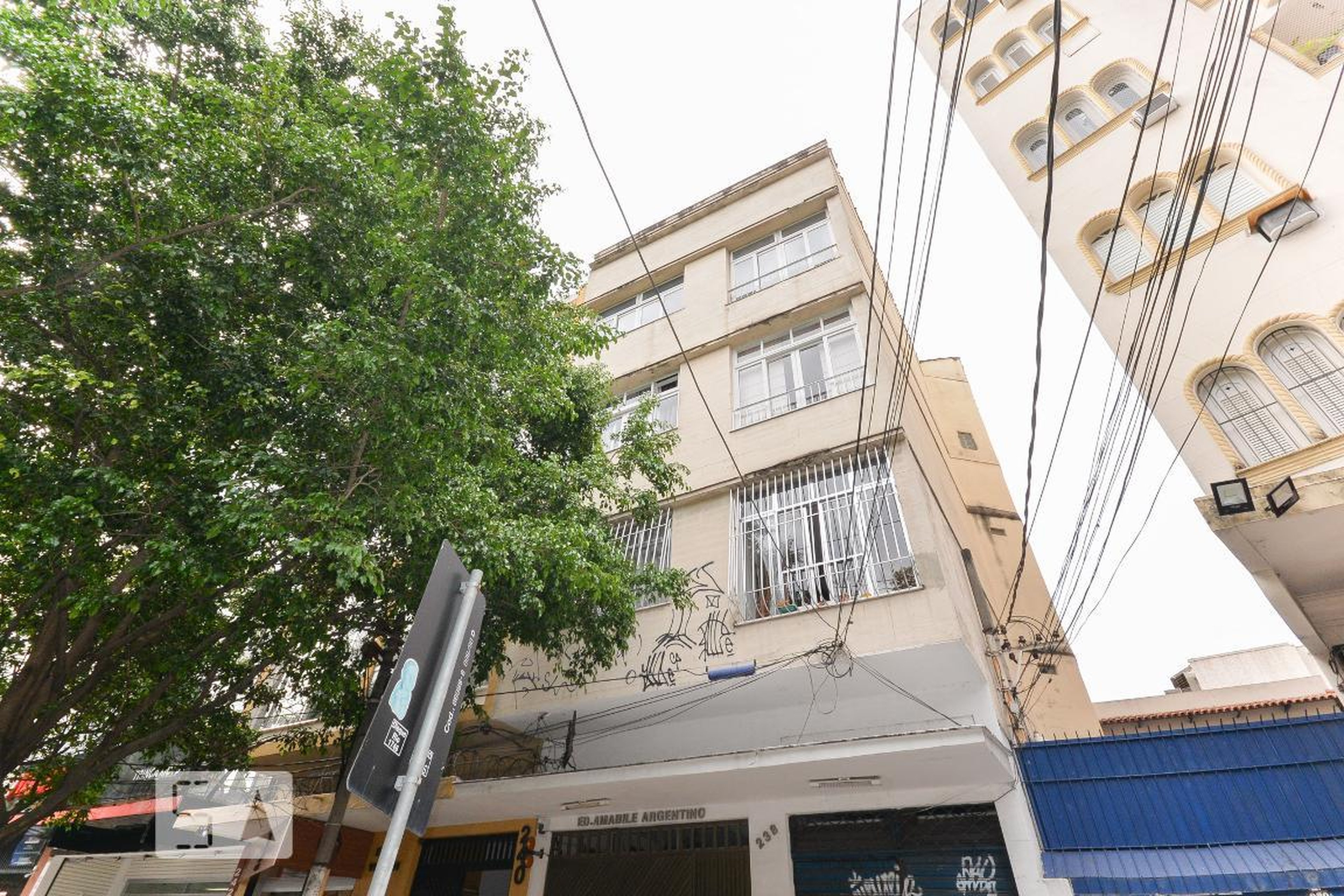Fachada Condomínio em Rua São Francisco Xavier, 240