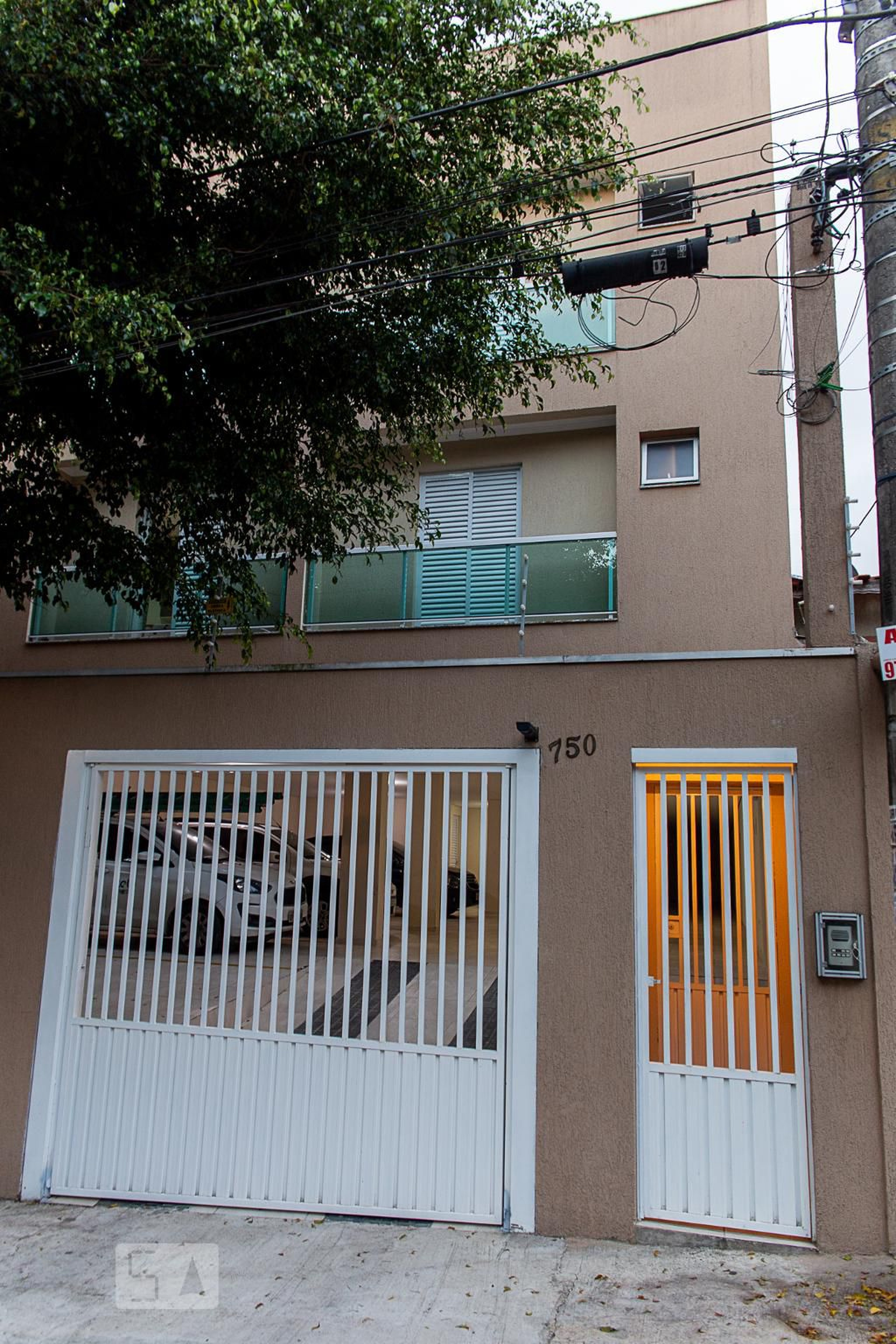 Fachada Condomínio em R. Angola, 750