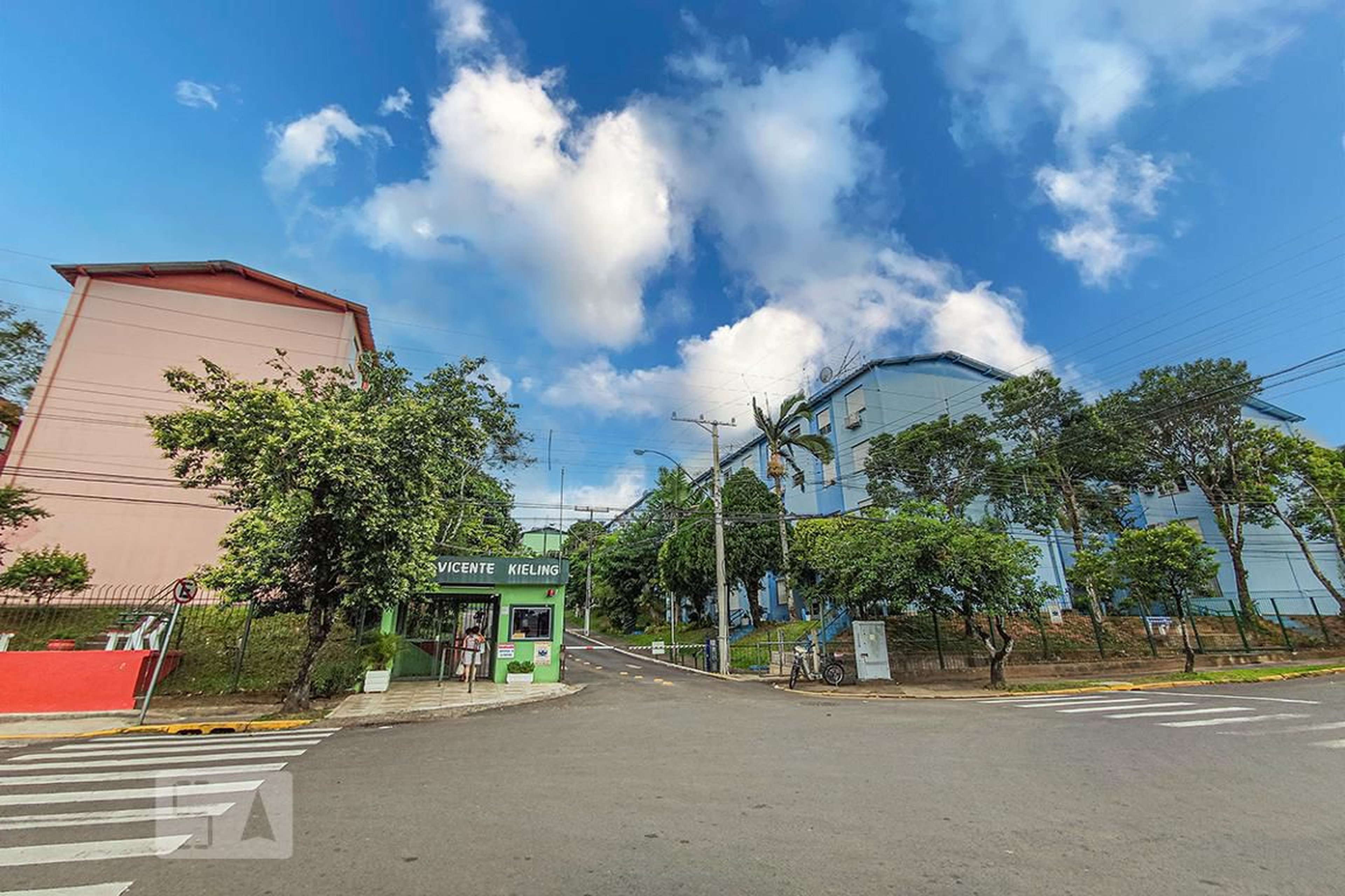 Fachada do Condomínio Condomínio em R. Beno Hugo Hack, Canudos