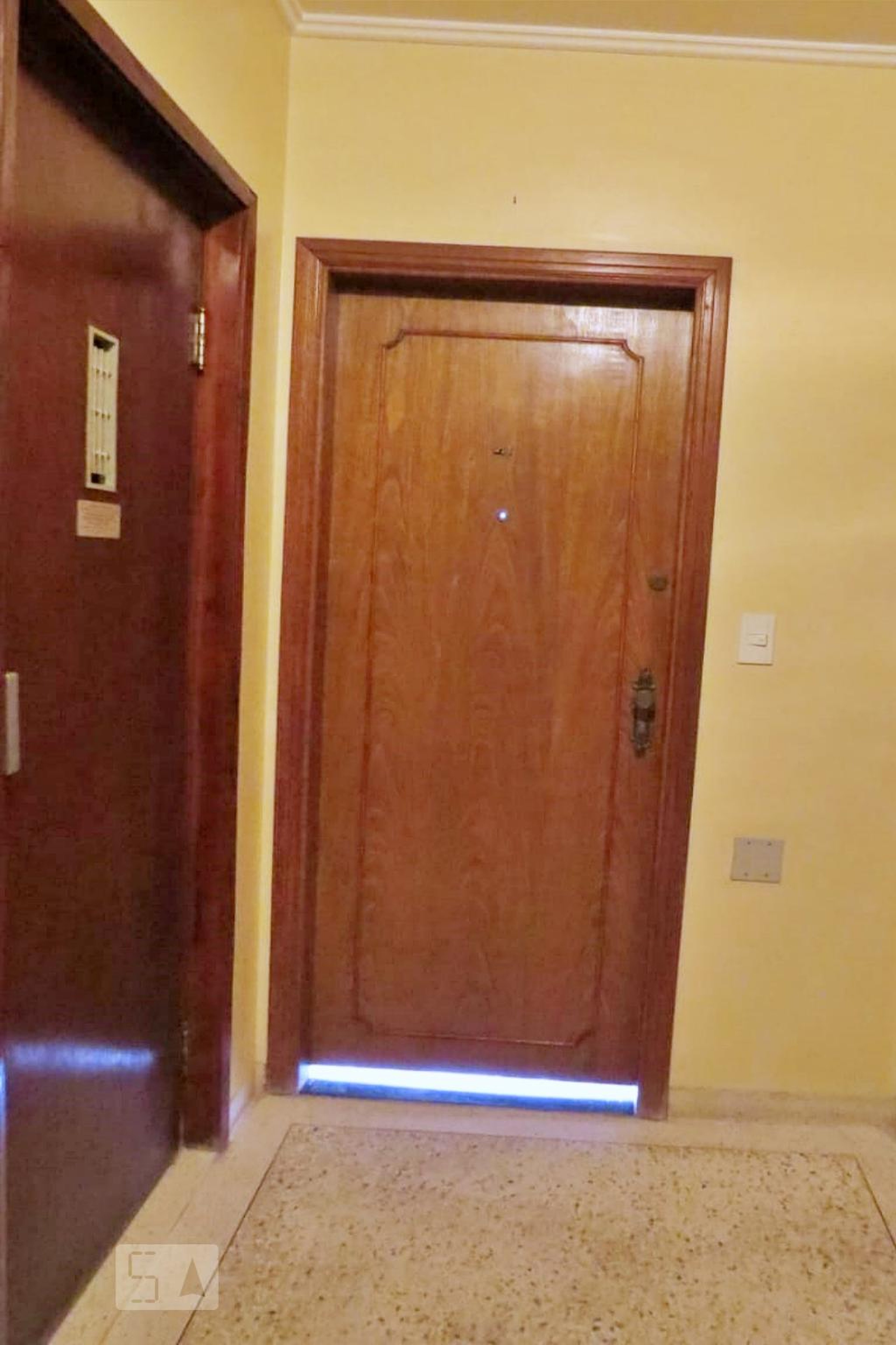 elevador - Edifício Itacema