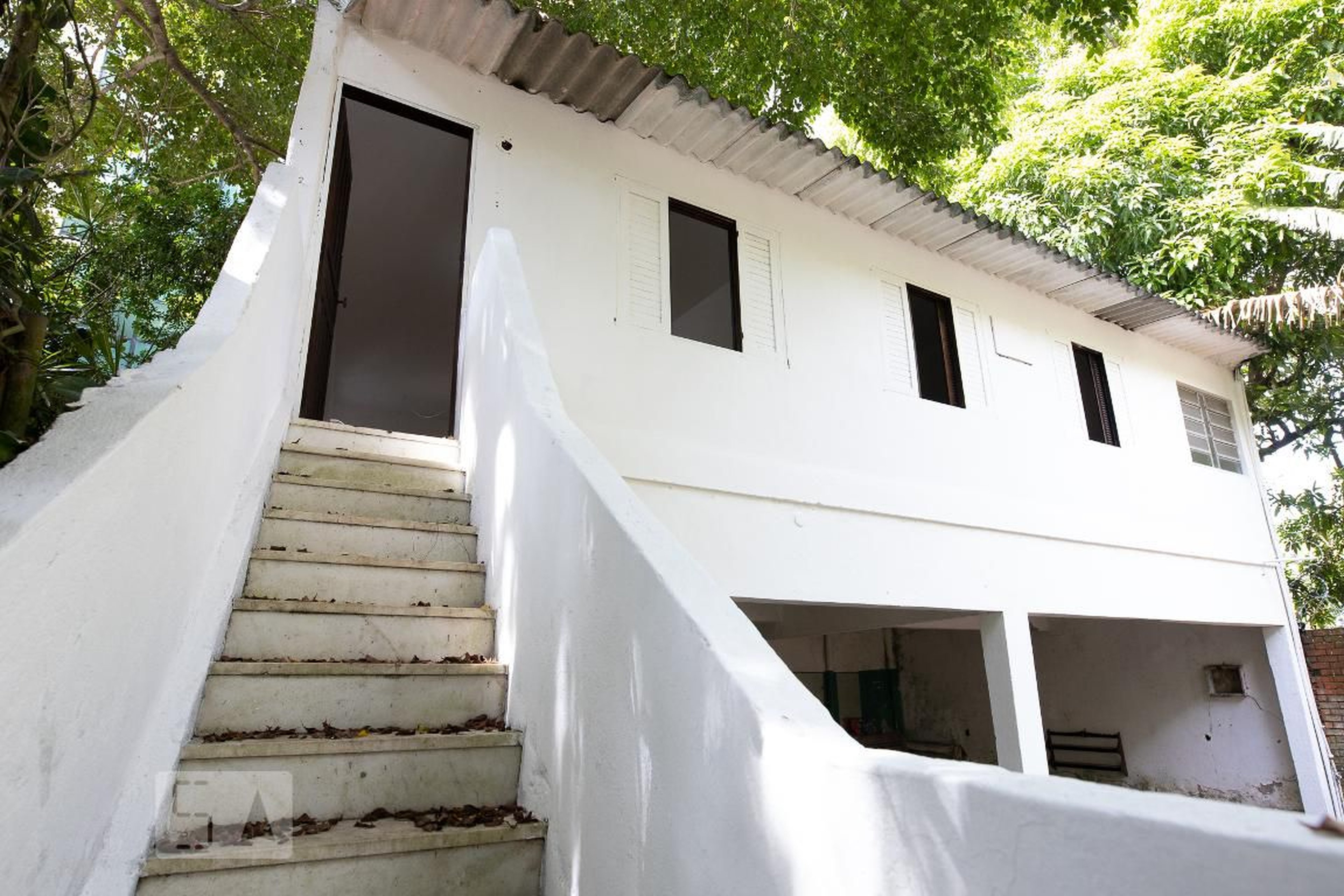 Fachada Condomínio em Rua Golf Clube, 53