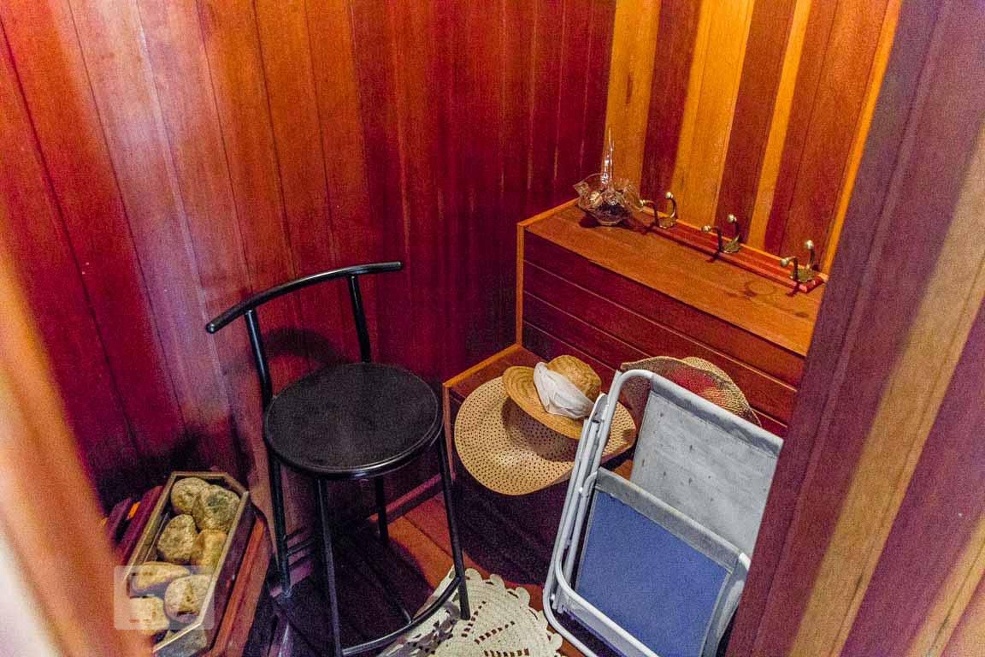 Sauna Condomínio em Rua Morro do Ouro, 49
