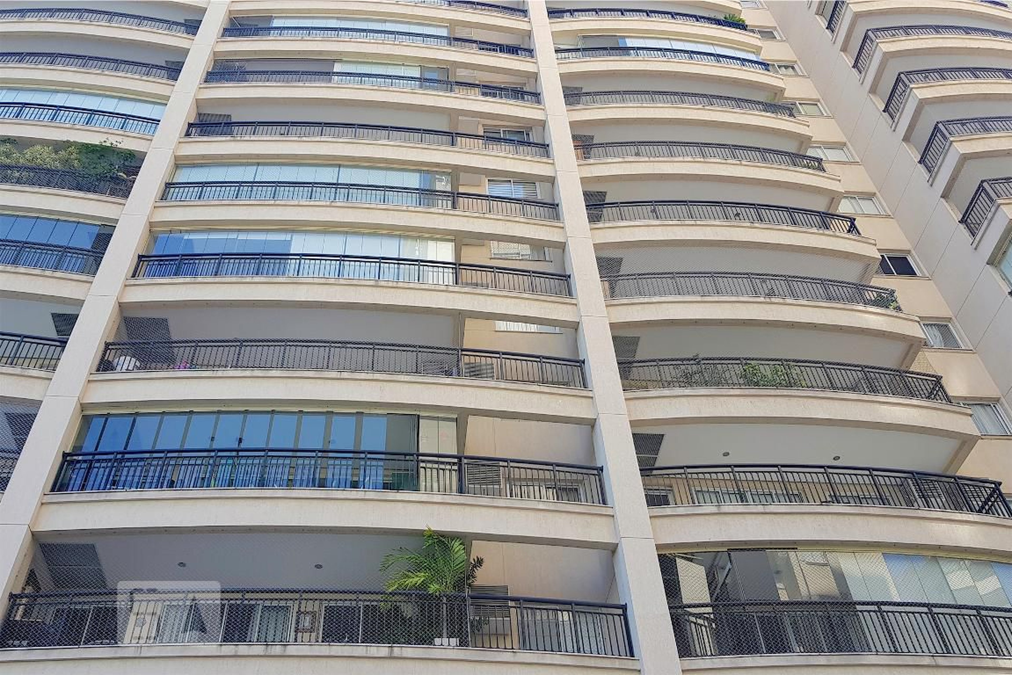 Edifício Condomínio Península Way