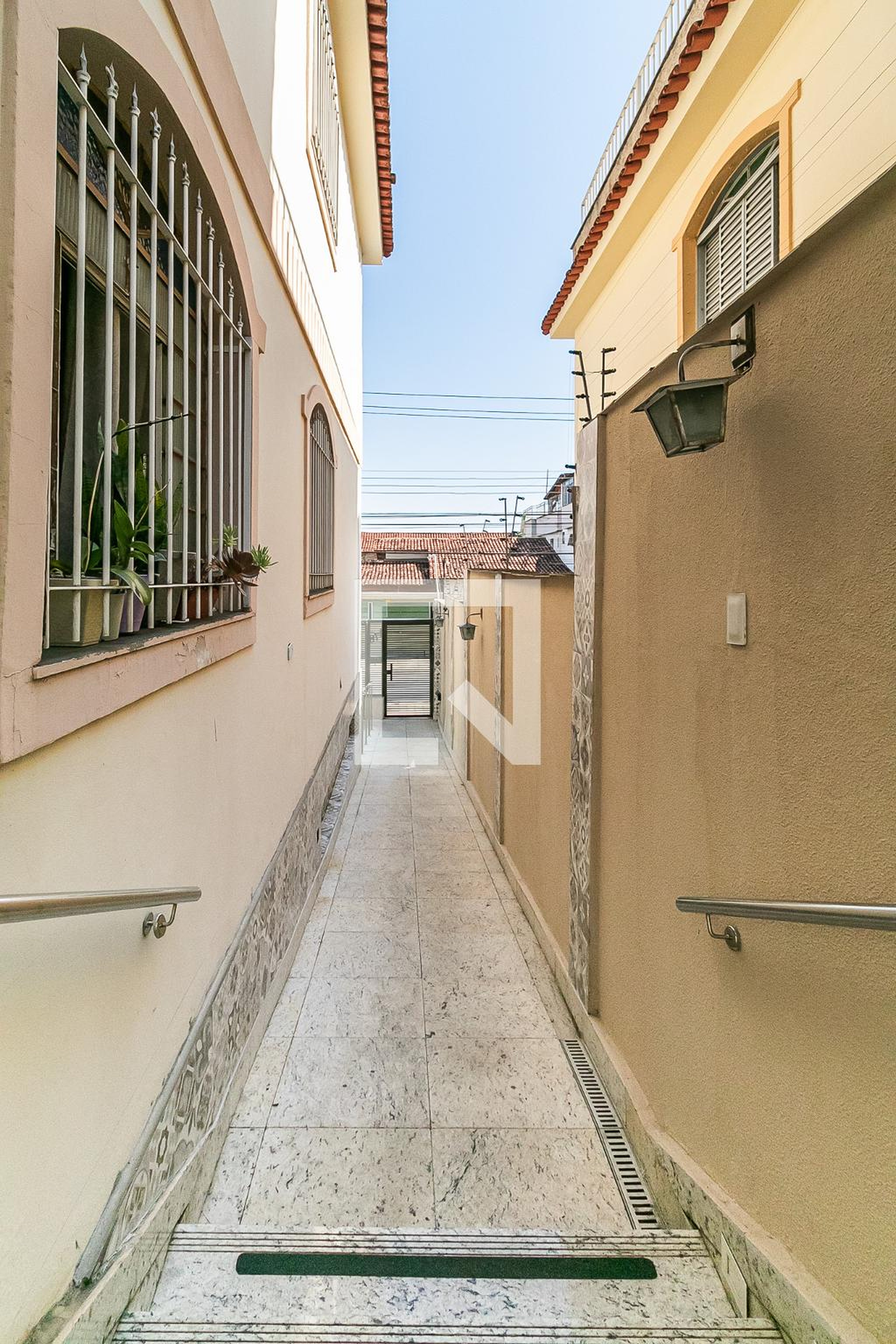 Entrada - Ricardo Houara