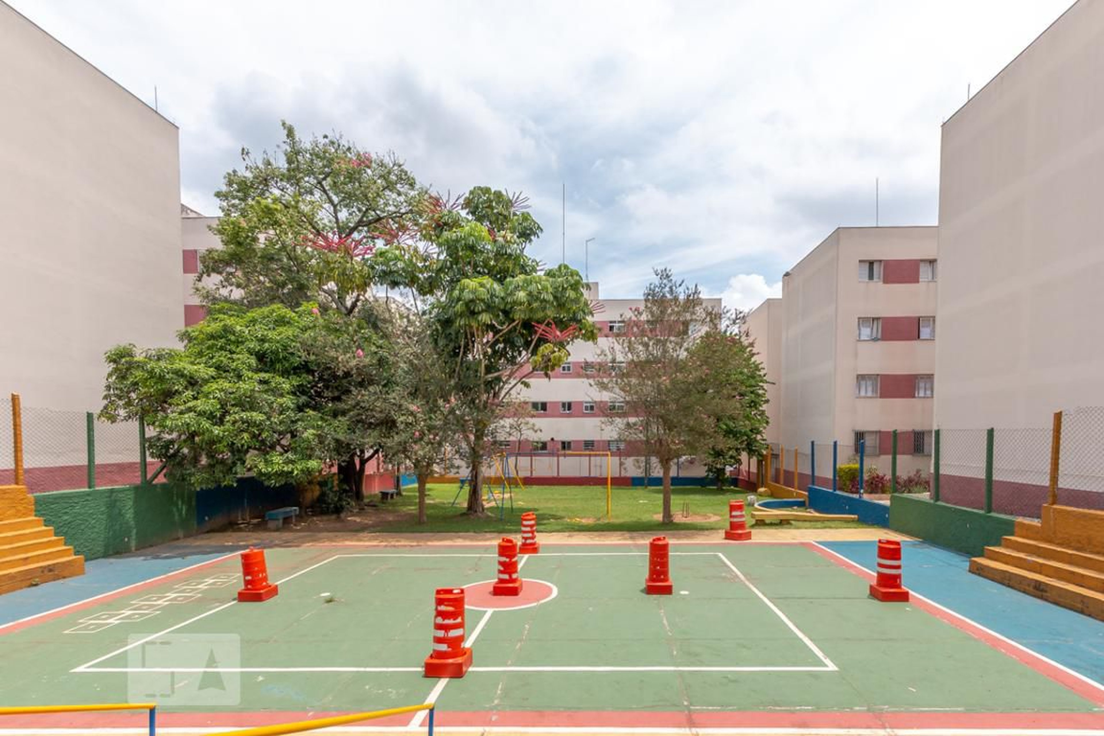 Area Comum - Verde Oliva