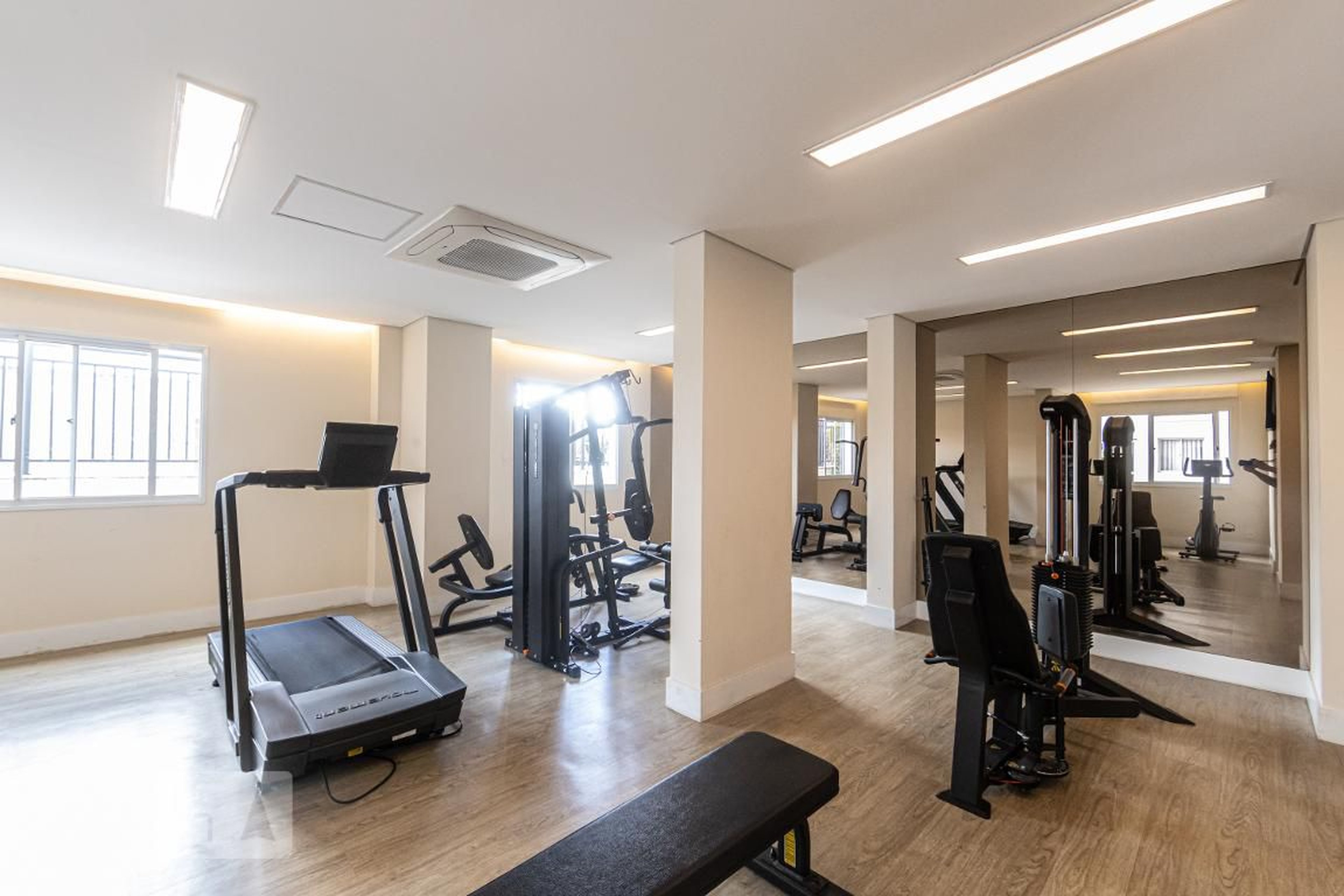 Academia - Praça Piratininga