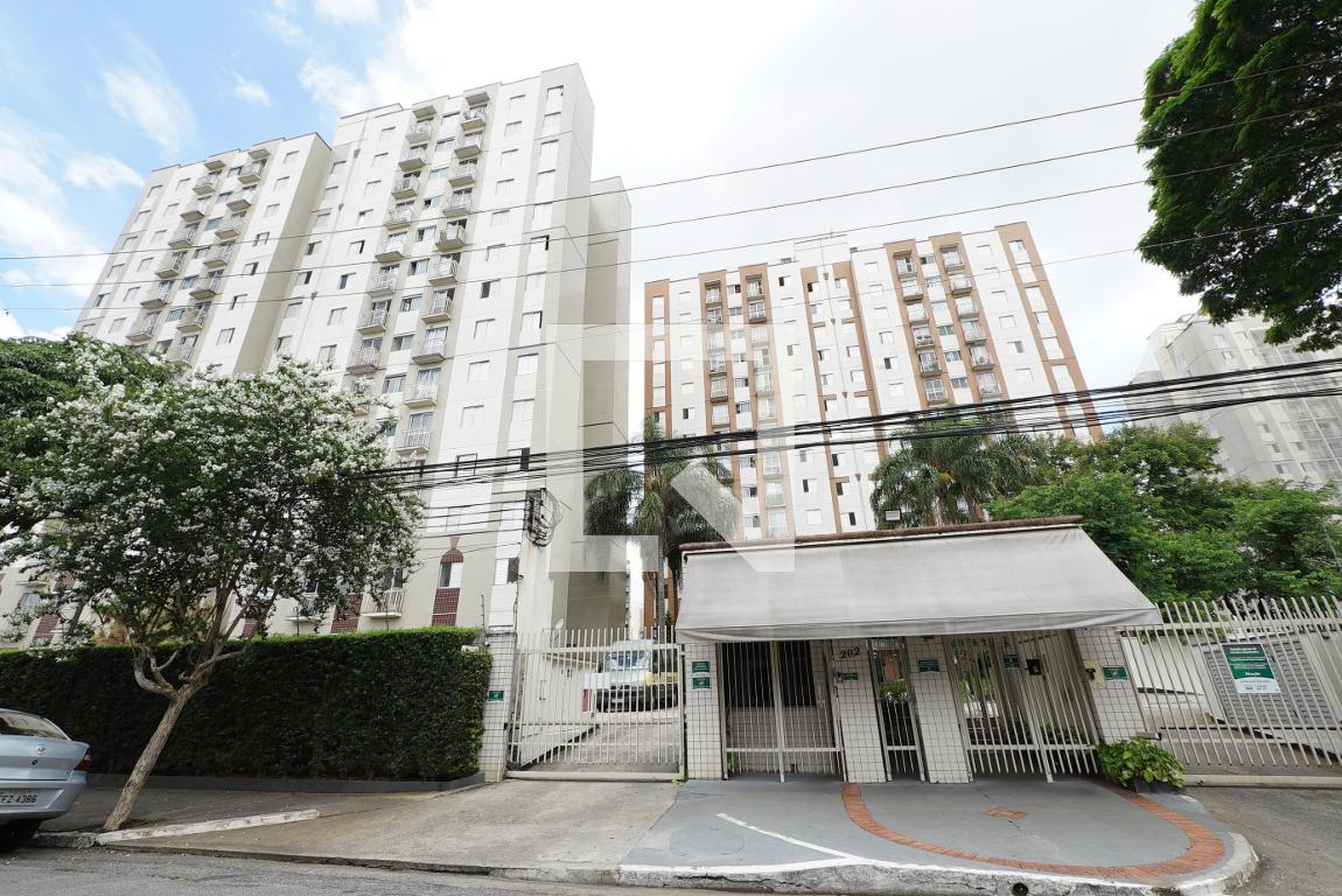 Fachada Condomínio Reserva do Bosque