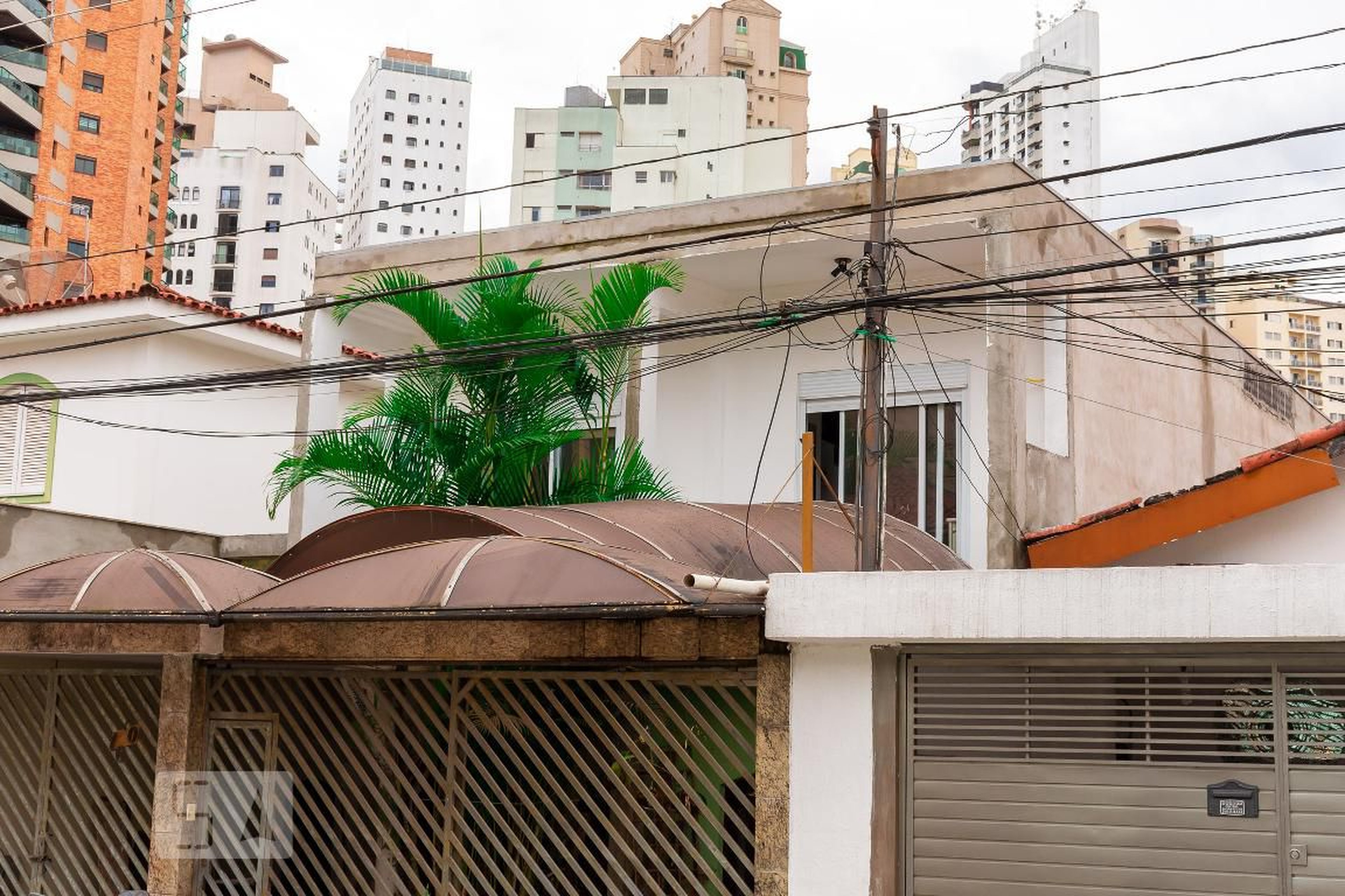 Fachada do Condomínio Condomínio em Rua Engenheiro César, 100