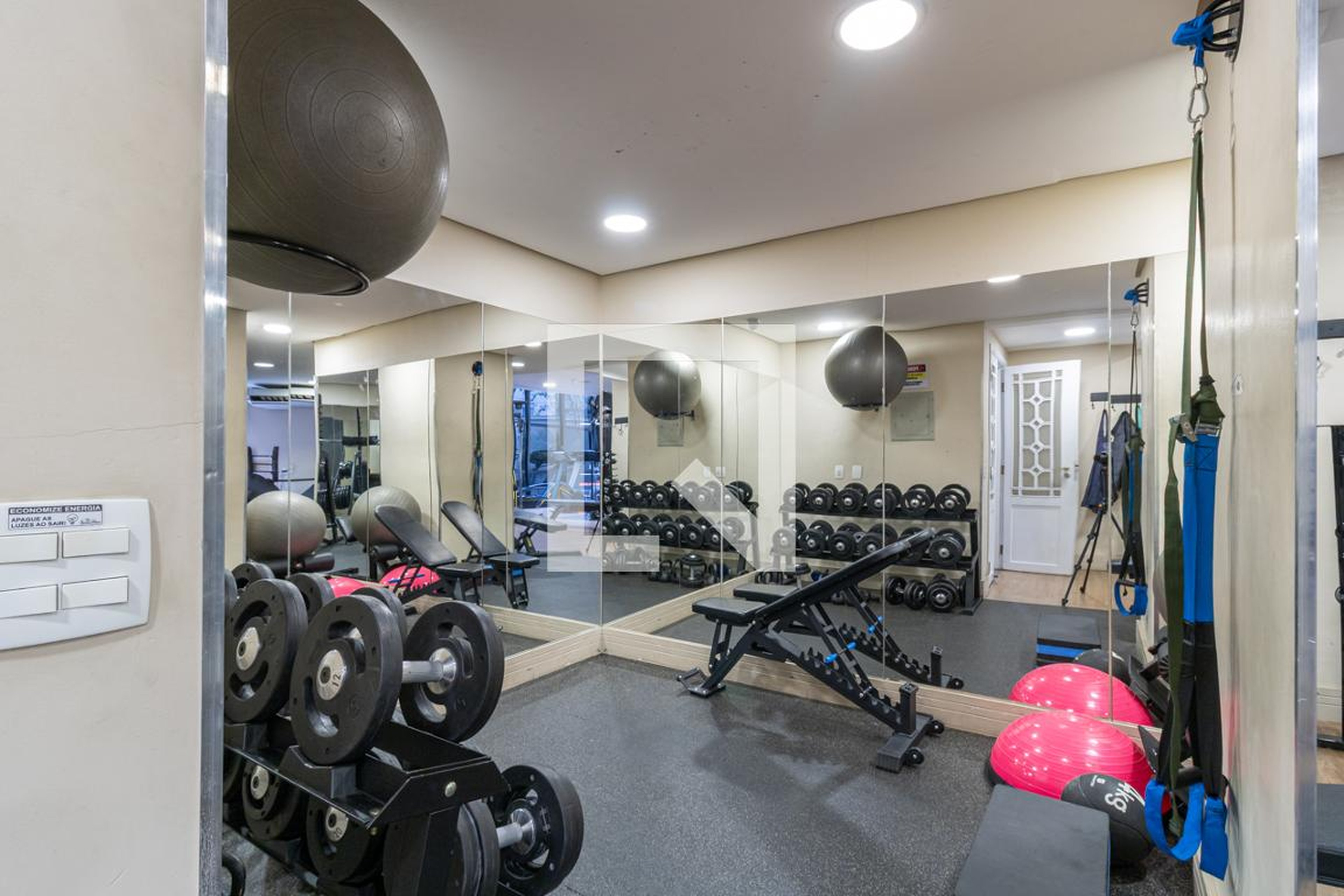 Academia - The Sutton House