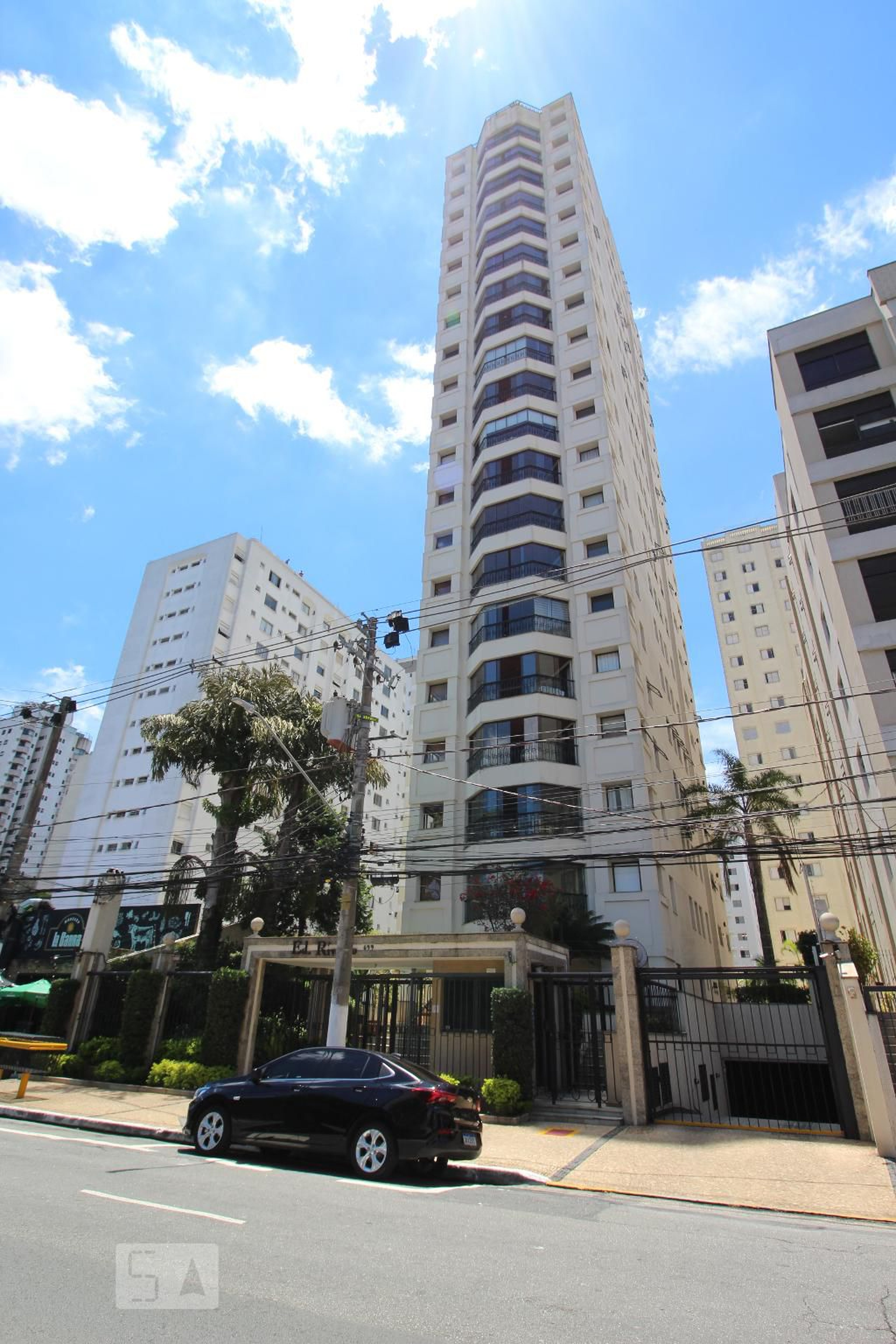 Fachada do Prédio Condomínio Rivello