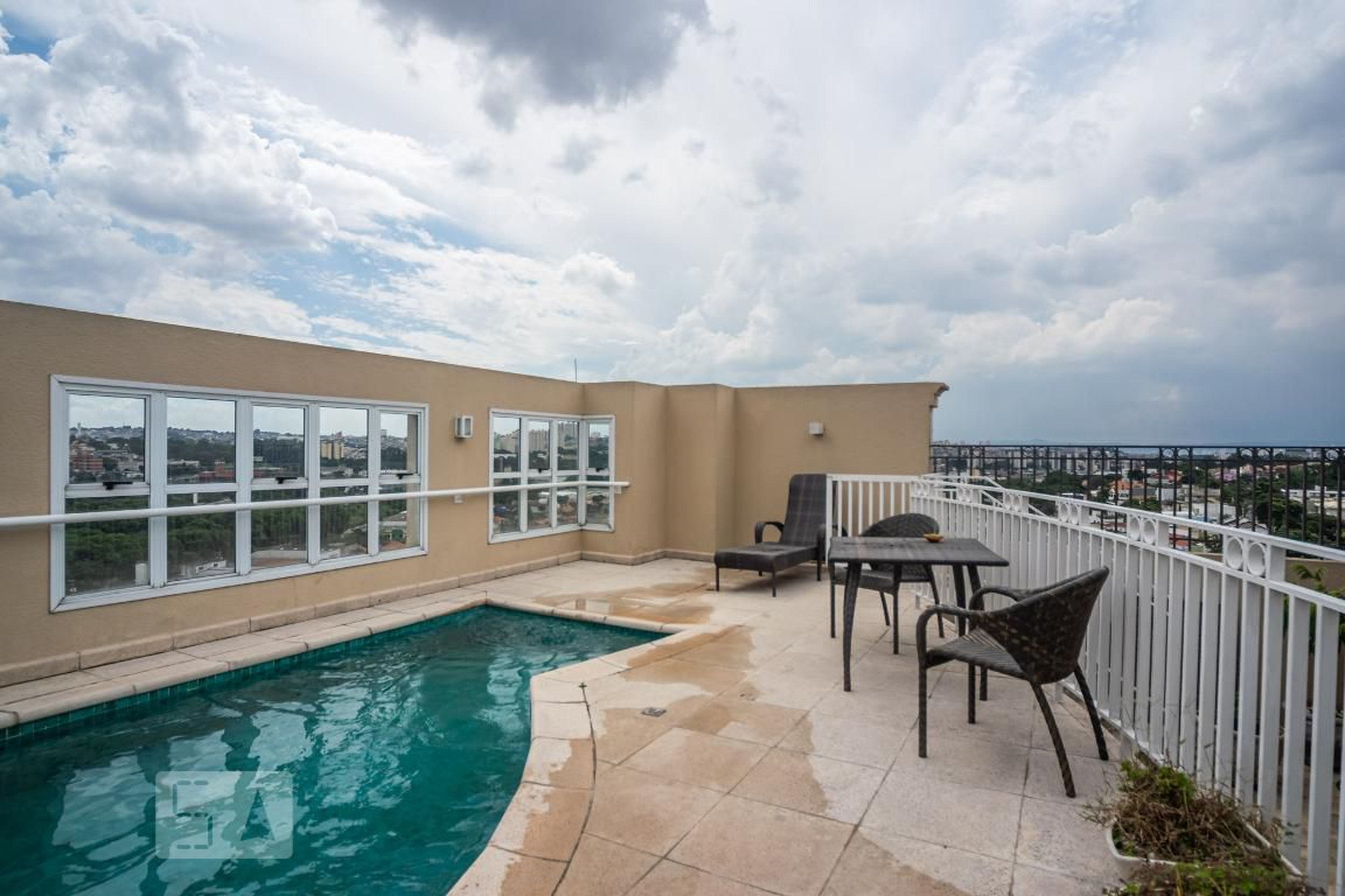 Piscina - Edifício Unique