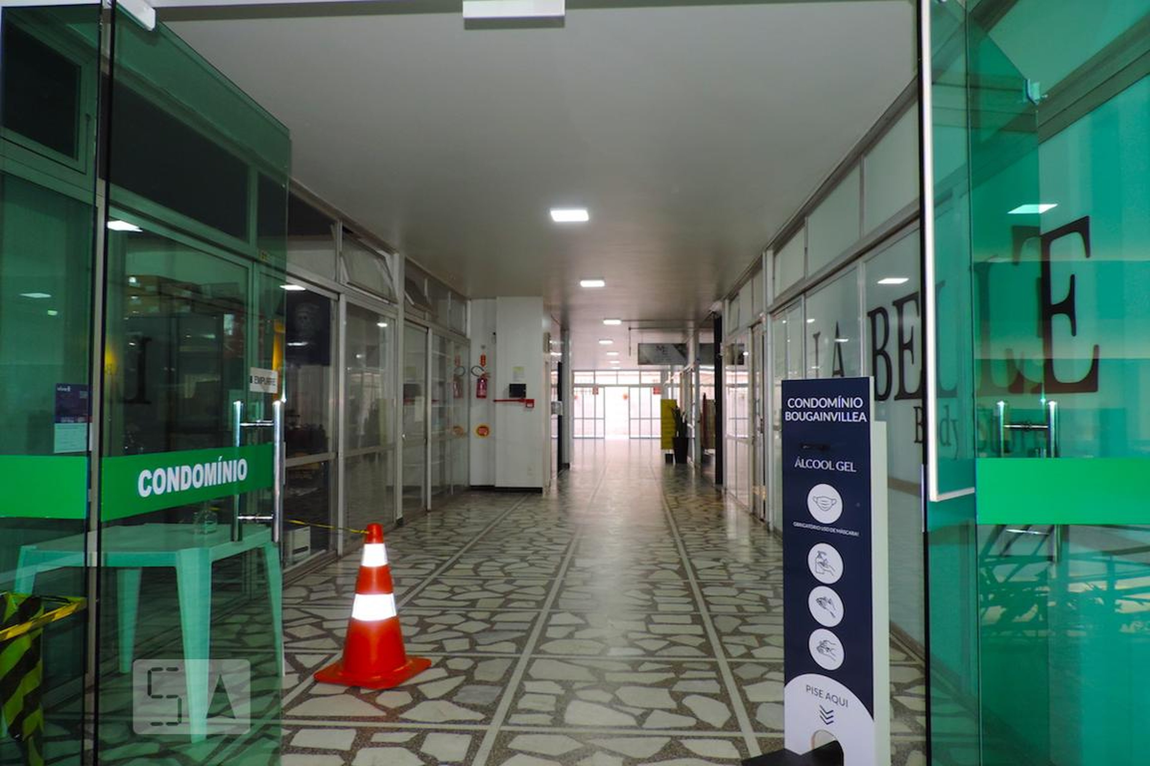 Hall de Entrada - Edifício Bougainvillea