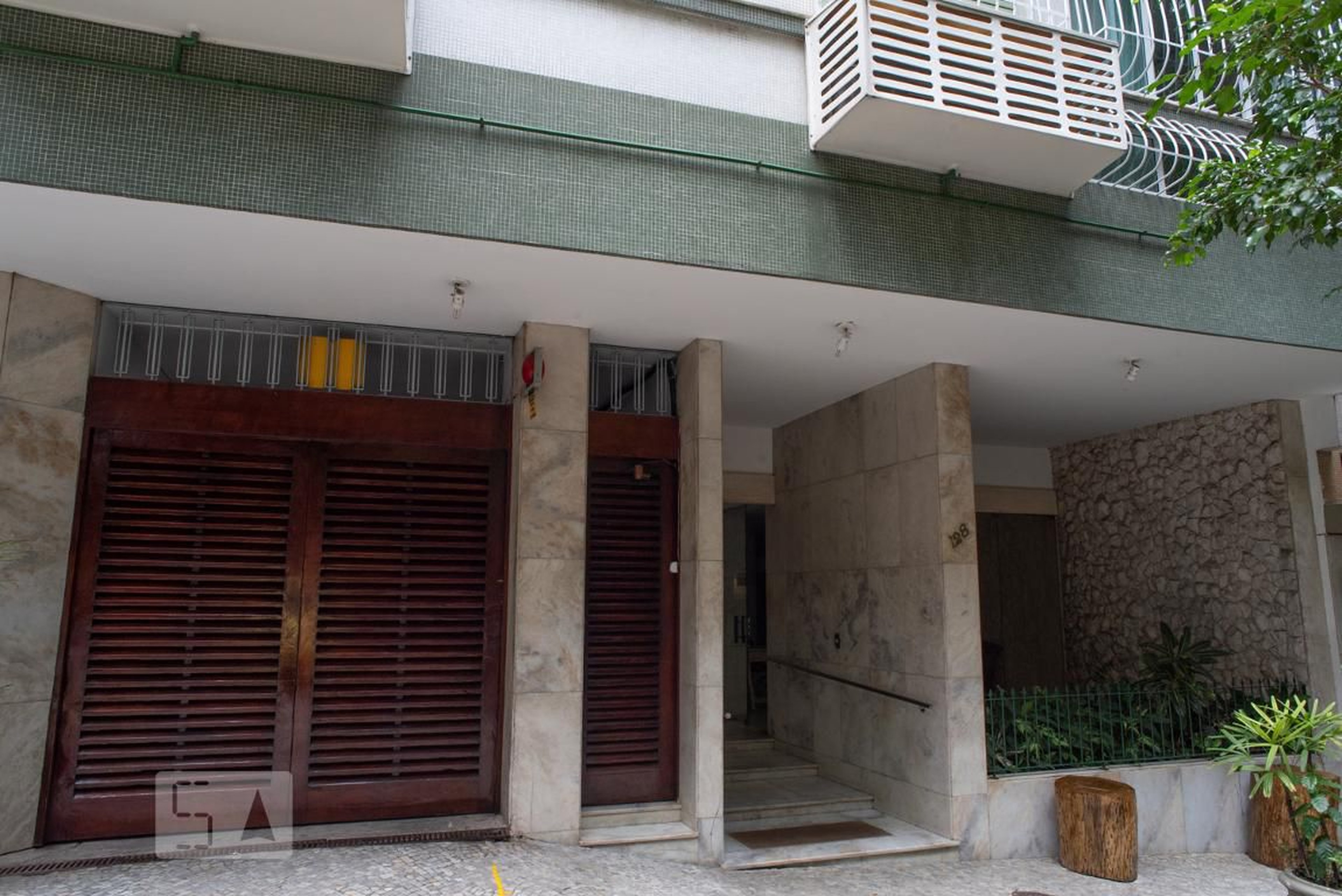 Fachada Condomínio em Rua Marechal Mascarenhas de Morais, 128