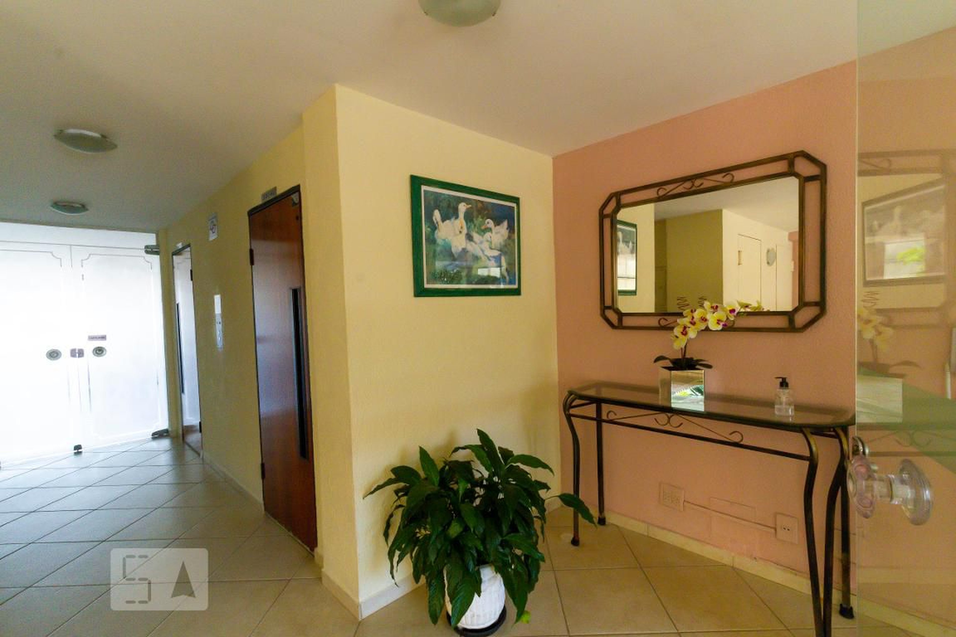 Hall - Edifício Juatuba