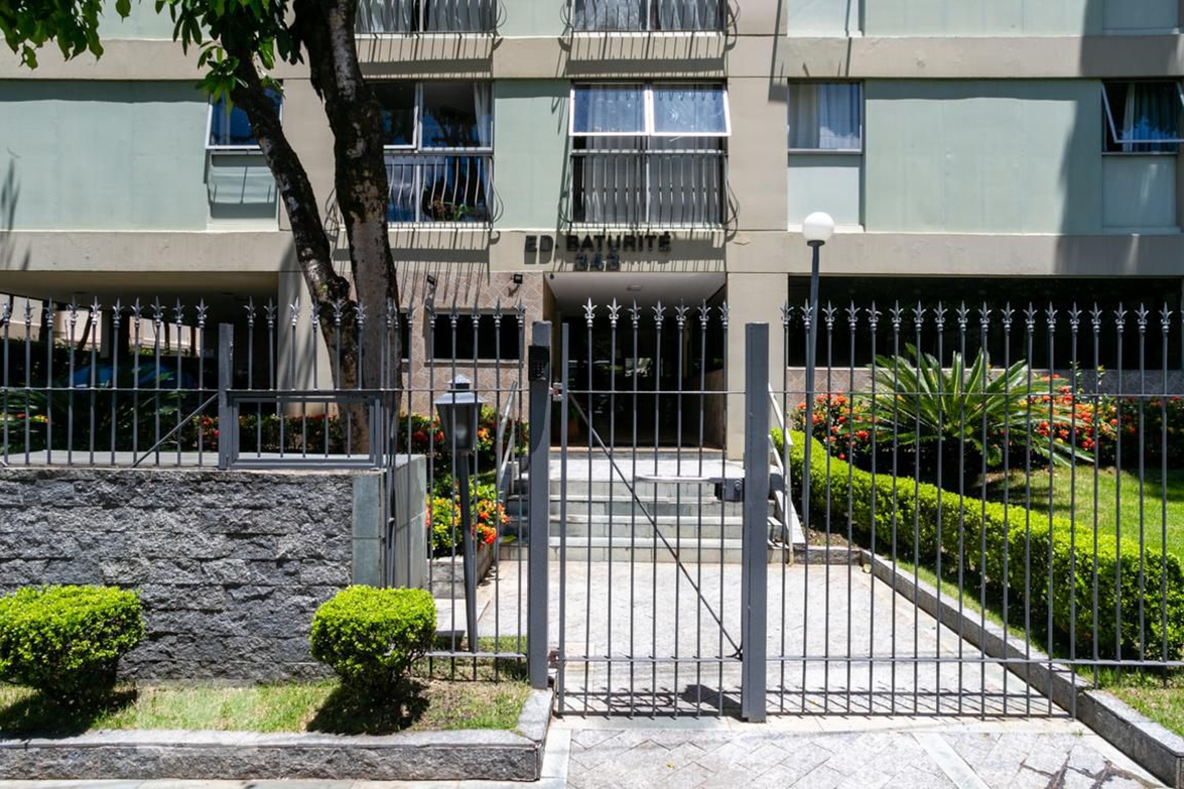 Fachada do Condomínio Edifício Baturité