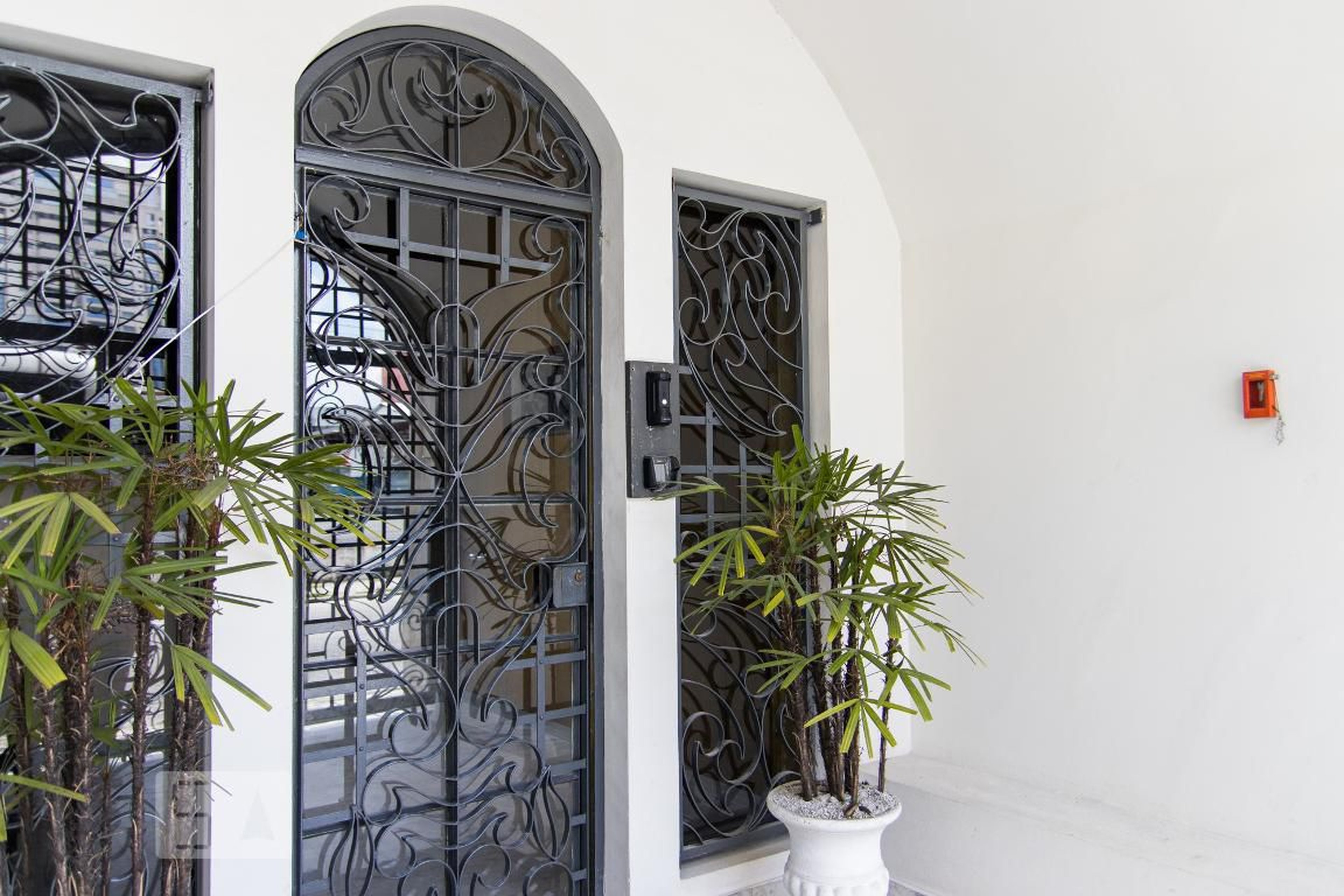 Entrada - Jorge Gyotoko