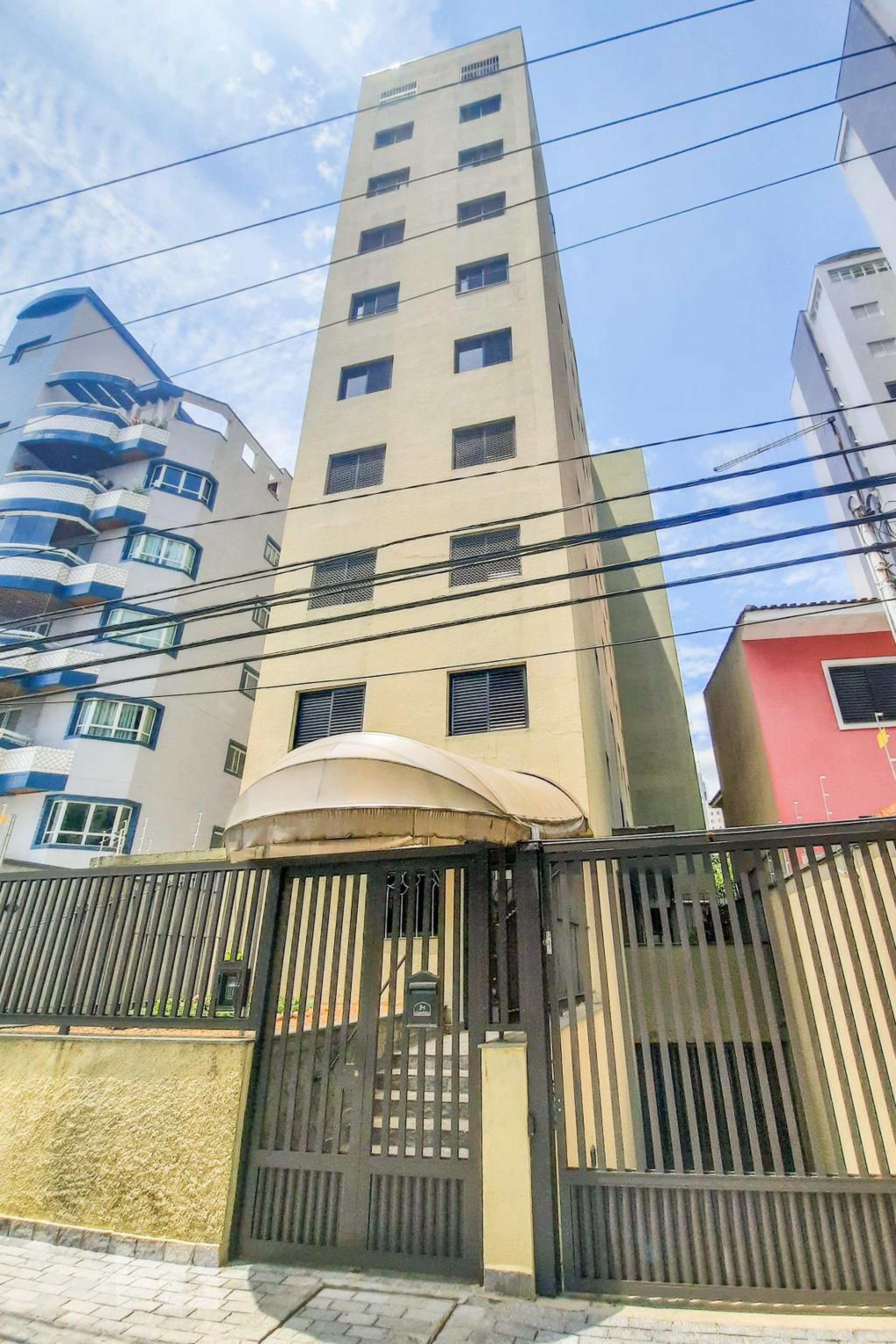 Fachada do Condomínio Edifício Marabello