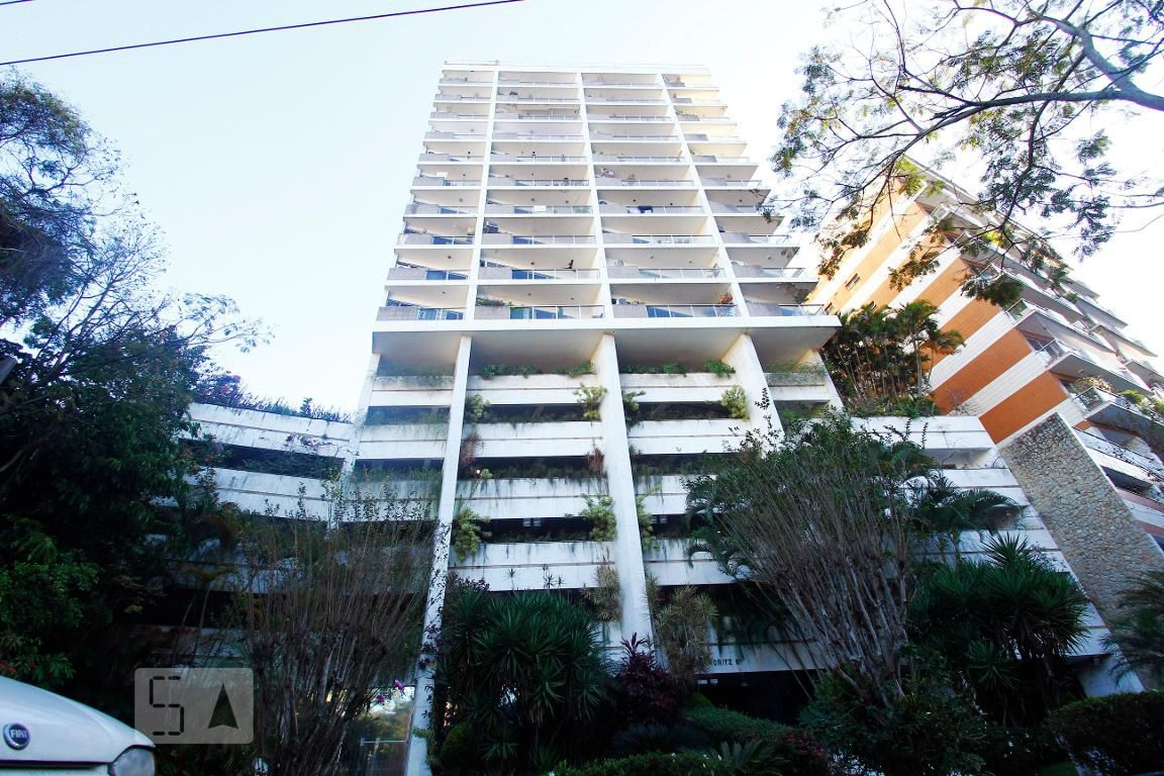 Fachada do Prédio Condomínio Saint Moritz