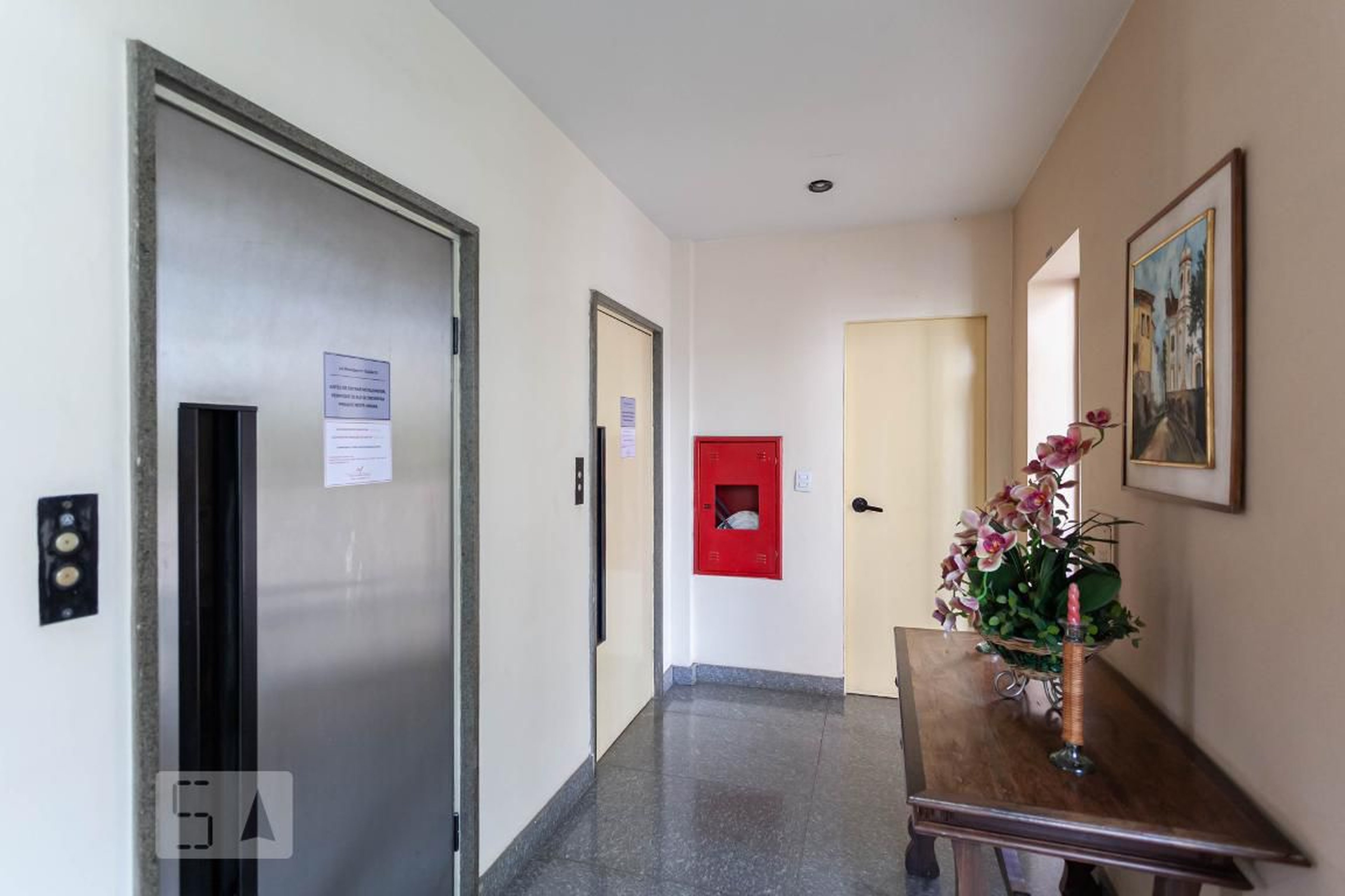 Área comum - Edifício Aurora da Cunha Brito