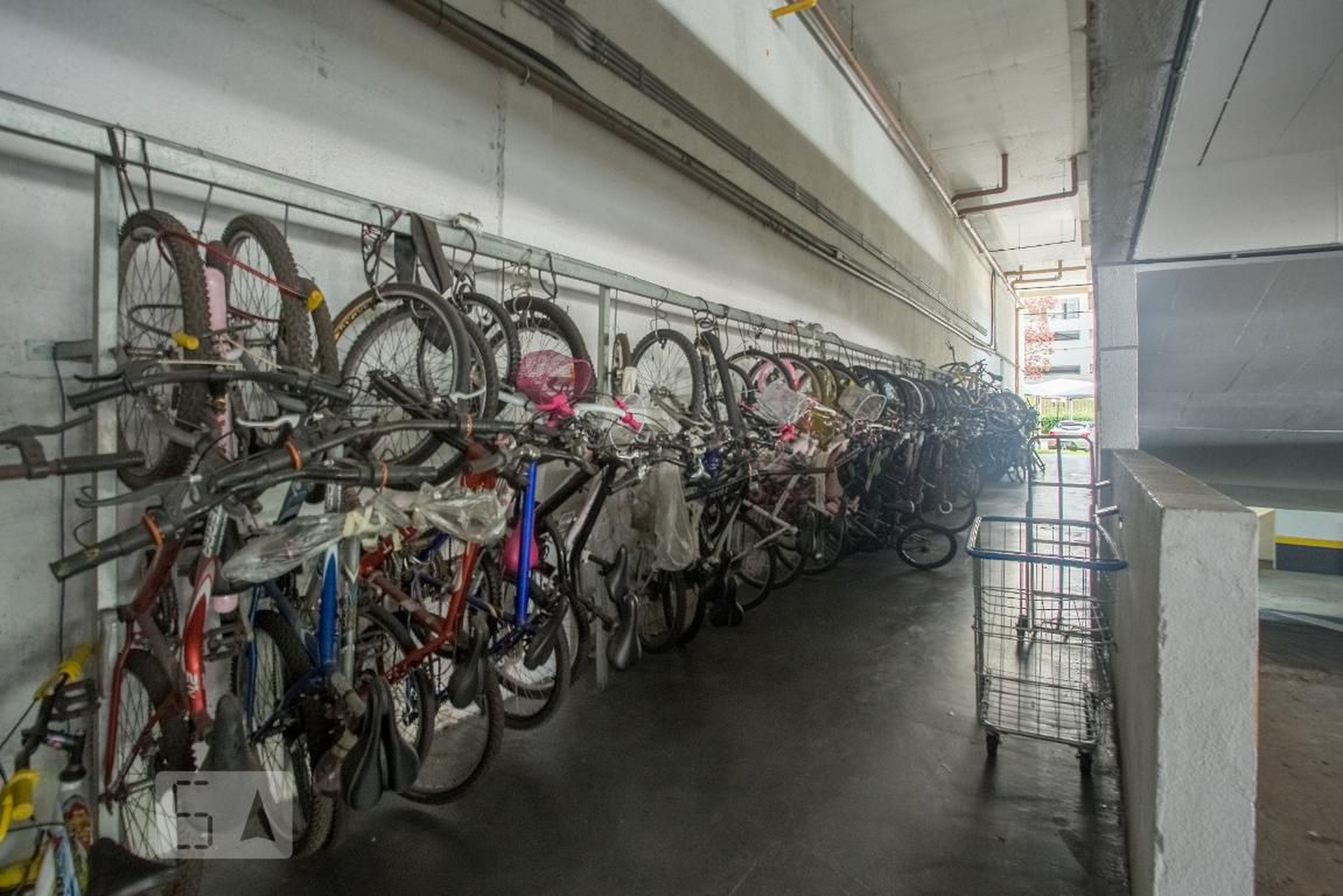 Bicicletario - Villa Romana - Freguesia