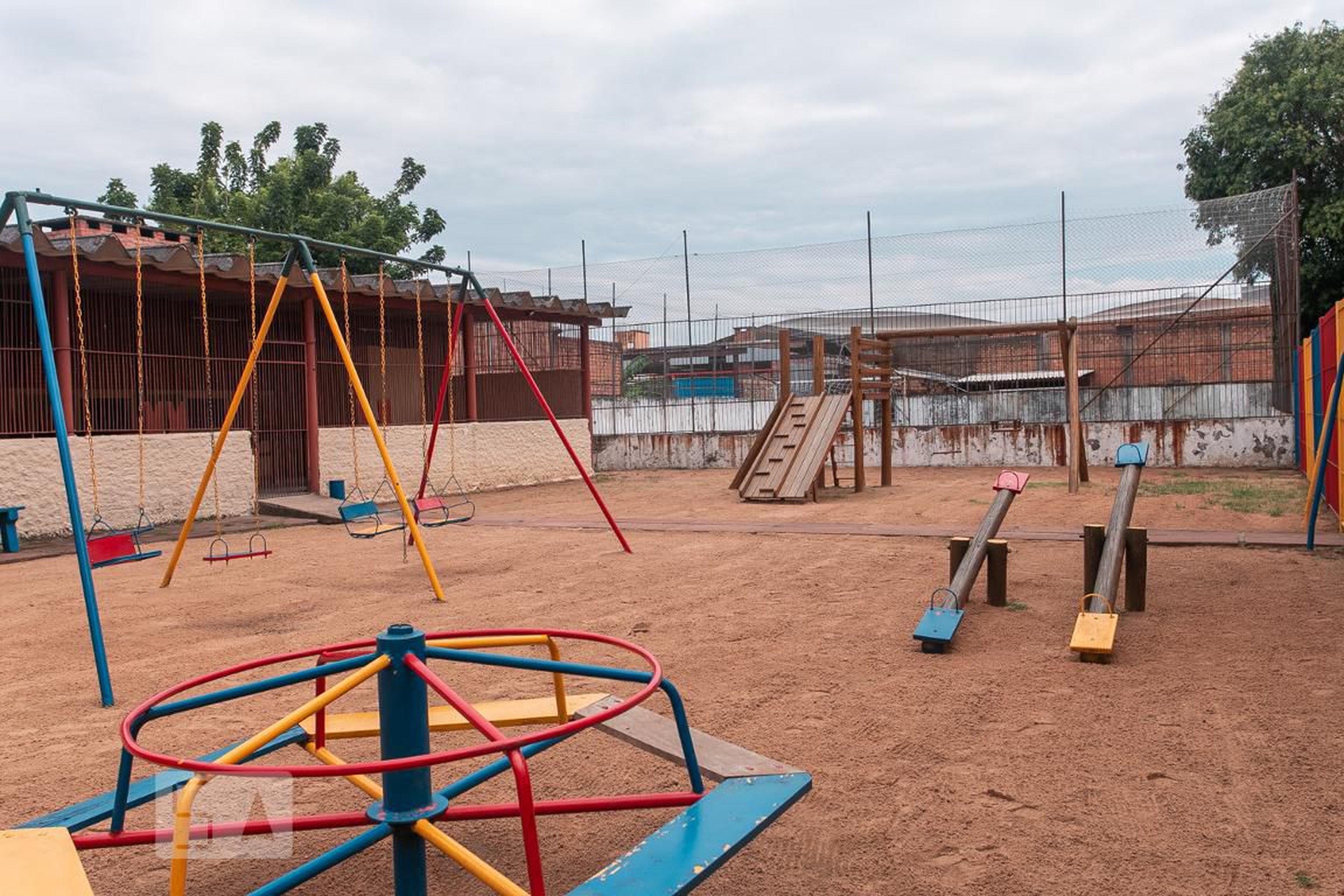 Playground - Pereira Neto