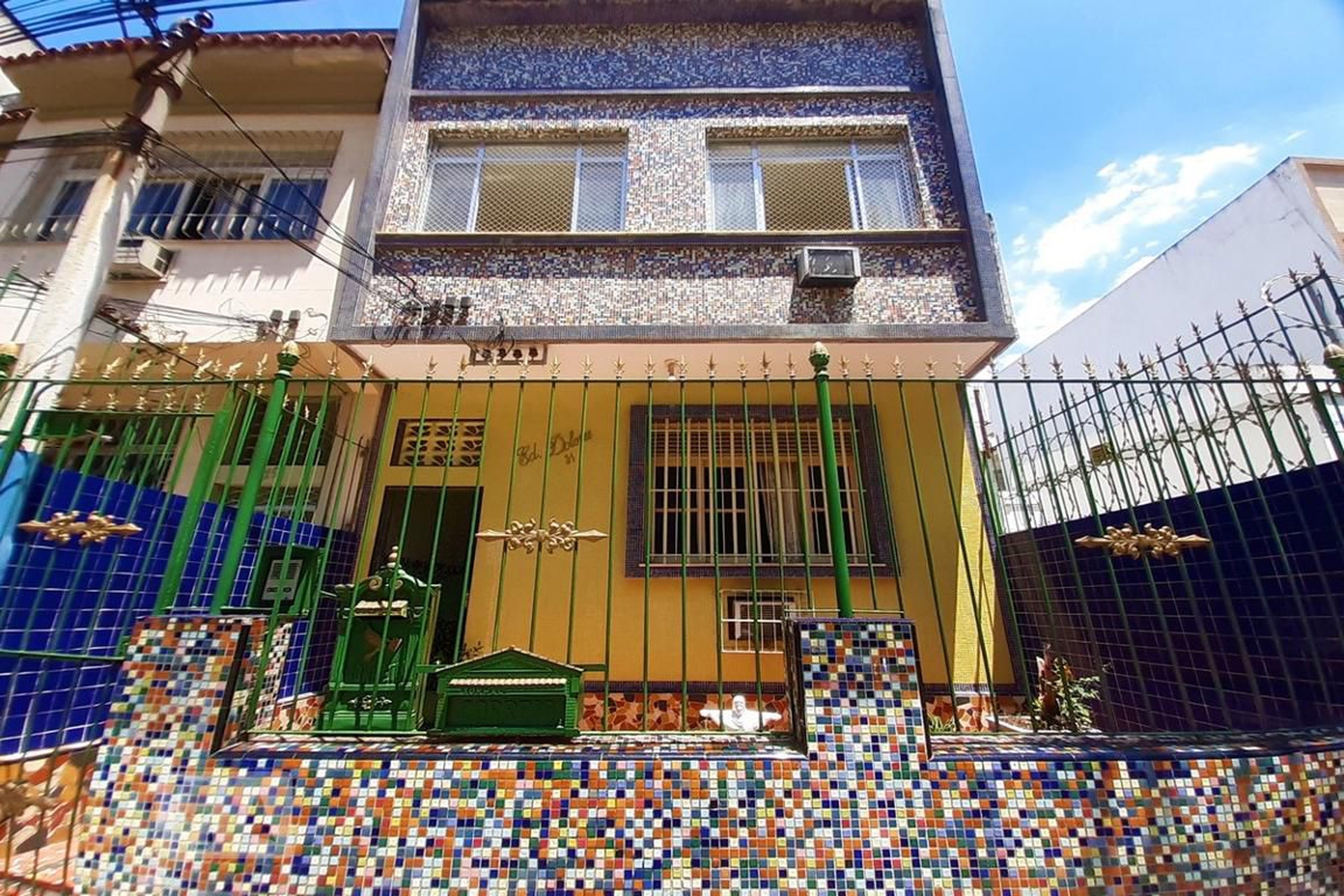 Fachada Condomínio em Travessa Miracema, 31