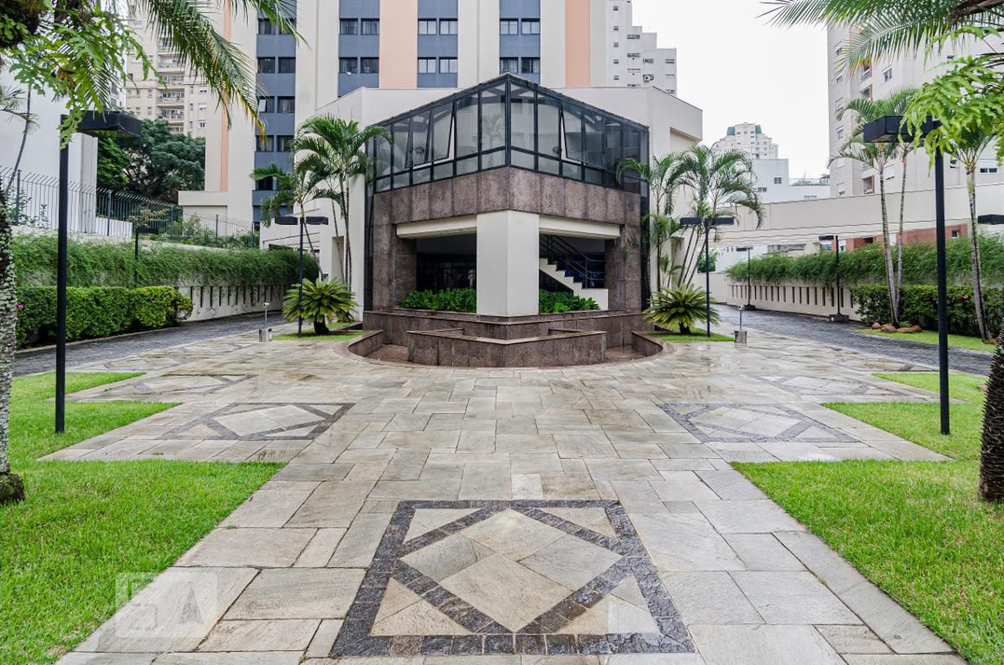 Entrada do prédio - HB Hotels Ninety Jardins