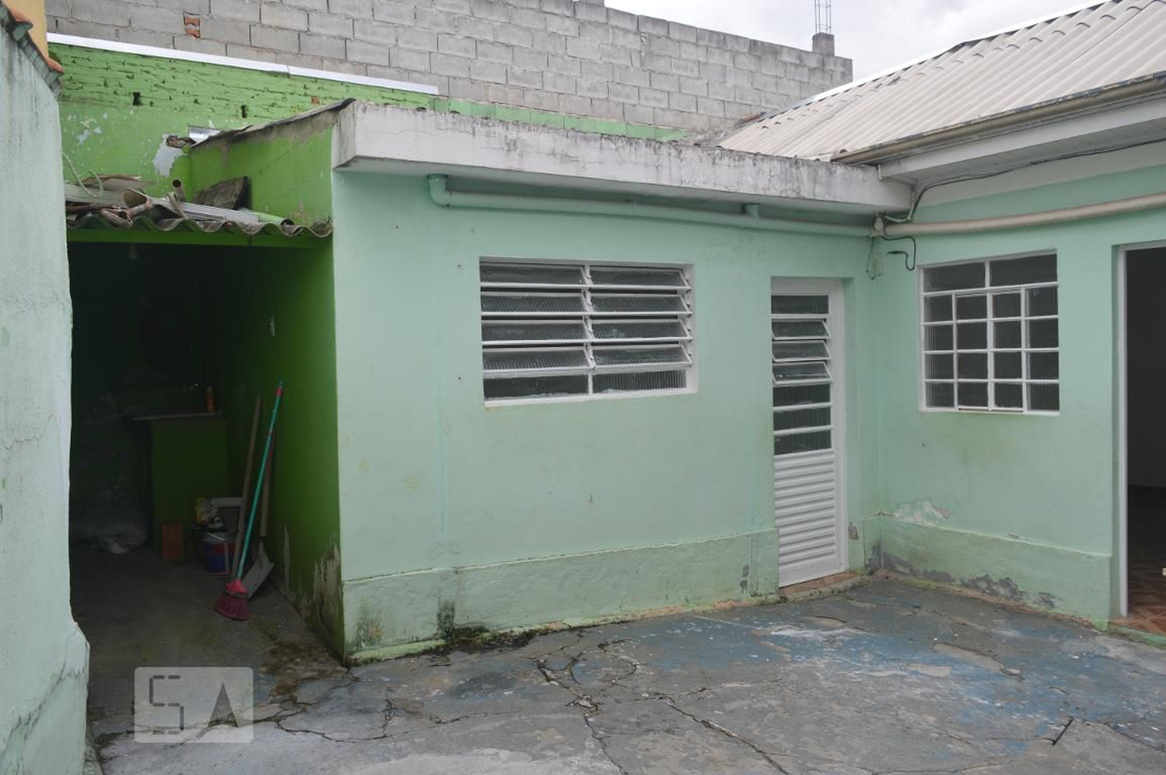 Fachada Condomínio em Rua Claudino Inácio Joaquim, 37